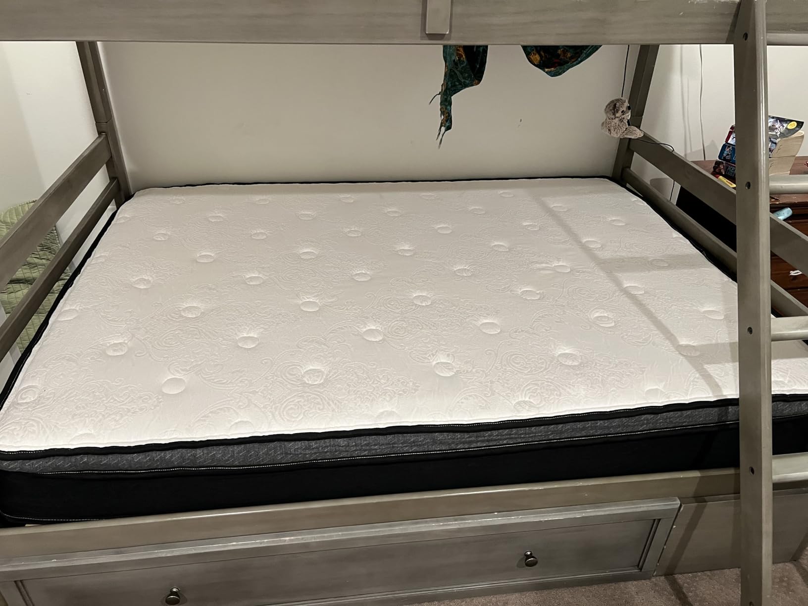 Springfit 500 lbs Supporting Heavy Duty Mattress for Big and Tall People, 10 Inch Queen Size Hybrid Mattress, Reinforced Coil System, Pressure Relief, Fiberglass-Free, CertiPUR-US Mattress in a Box customer photo 2
