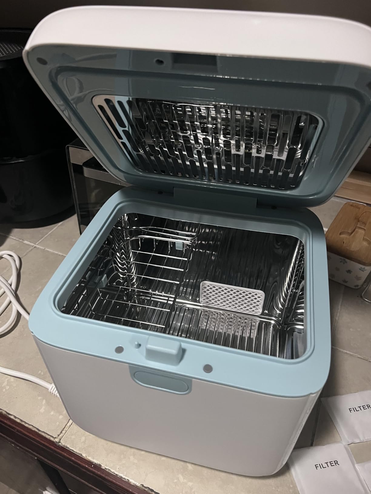 Papablic 4-in-1 UV Light Sanitizer, Dryer and Storage Box | 10L Countertop Sanitizer | Dual UV-C Lamps | 360° Coverage | Touch Controls | For Baby Essentials & Family Items customer photo 1