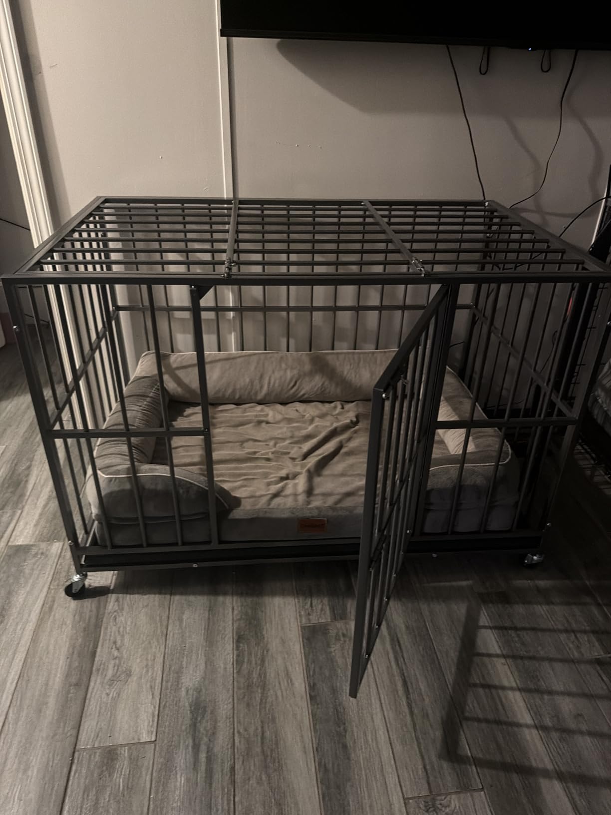 48 Inch Heavy Duty Dog Crate, Escape-Proof, Kennel for Large Dogs | Heavy duty steel, Chew-proof, Dual doors with escape-proof locks, Removable easy clean tray, Locking casters, Easy assembly customer photo 1