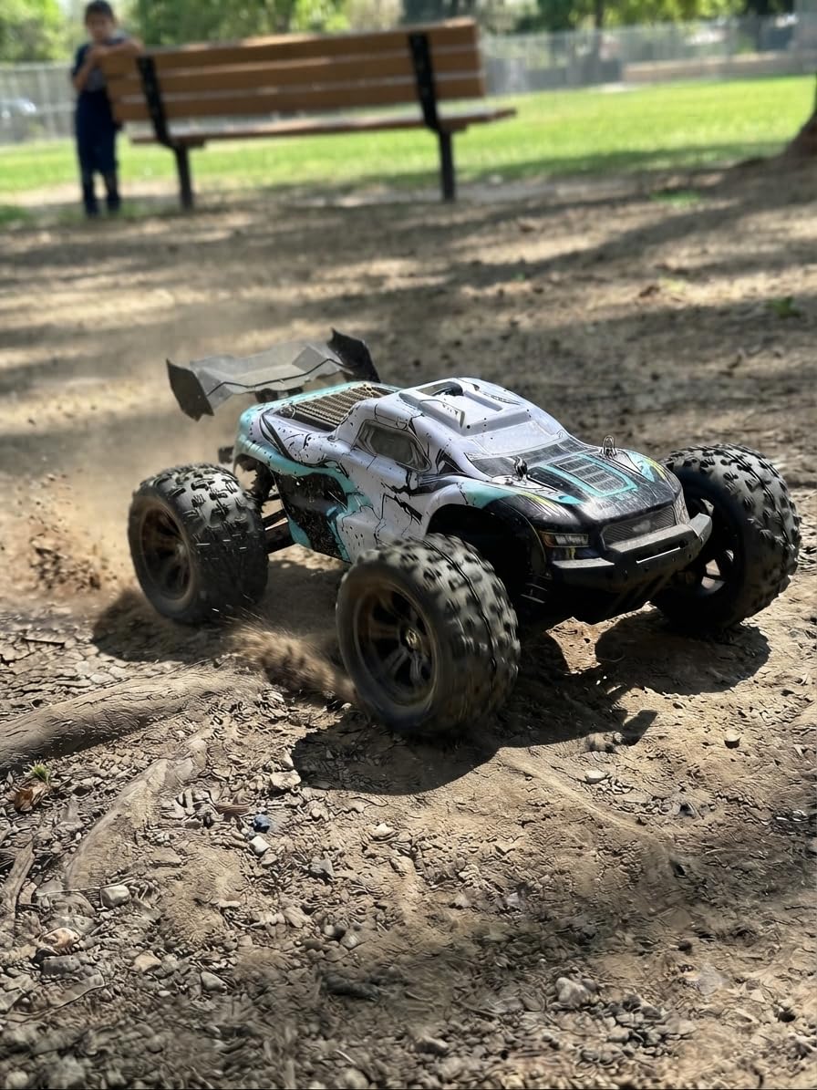 1:14 RC Cars for Adults & Teens, 50 KM/H 4WD Offroad Remote Control Car, 60 Mins Runtime, All-Terrain Fast RC Truck with Two 2000mAh Rechargeable Batteries customer photo 1