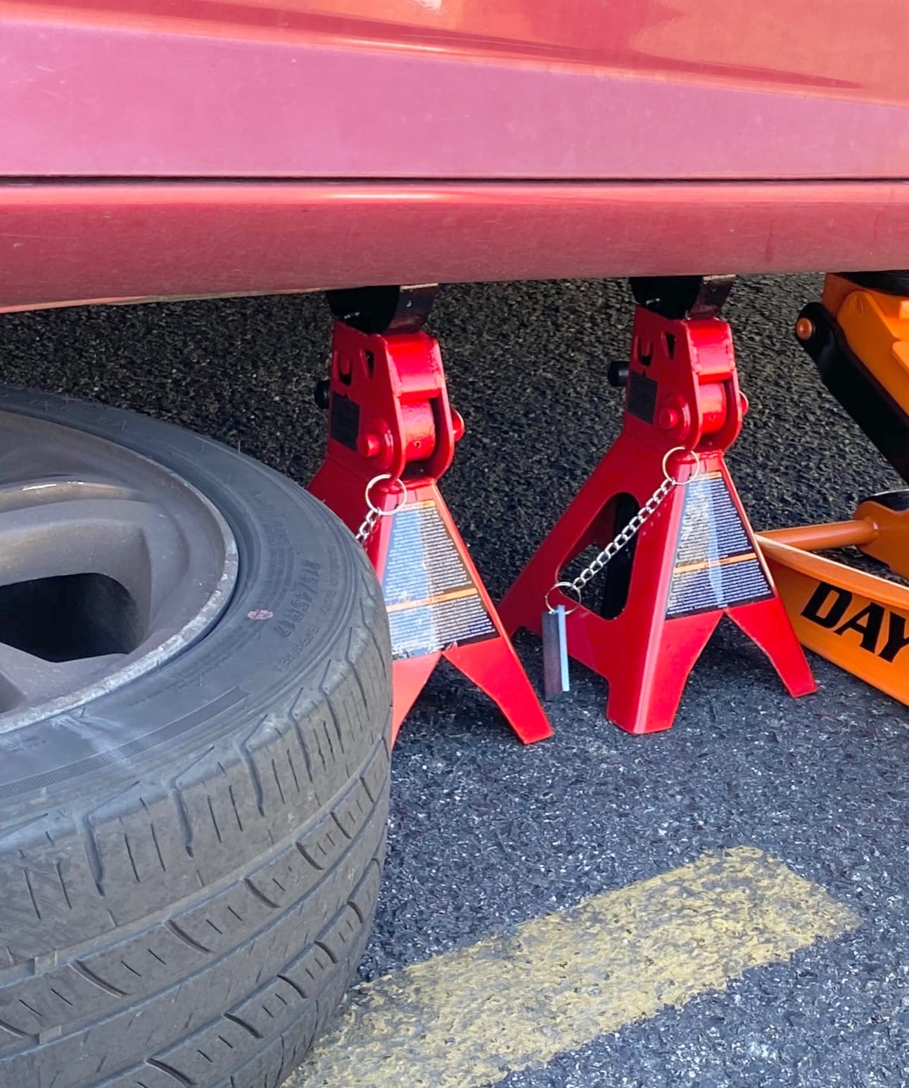 BIG RED T43002A Torin Steel Jack Stands: Double Locking, 3 Ton (6,000 lb) Capacity, Red, 1 Pair customer photo 1