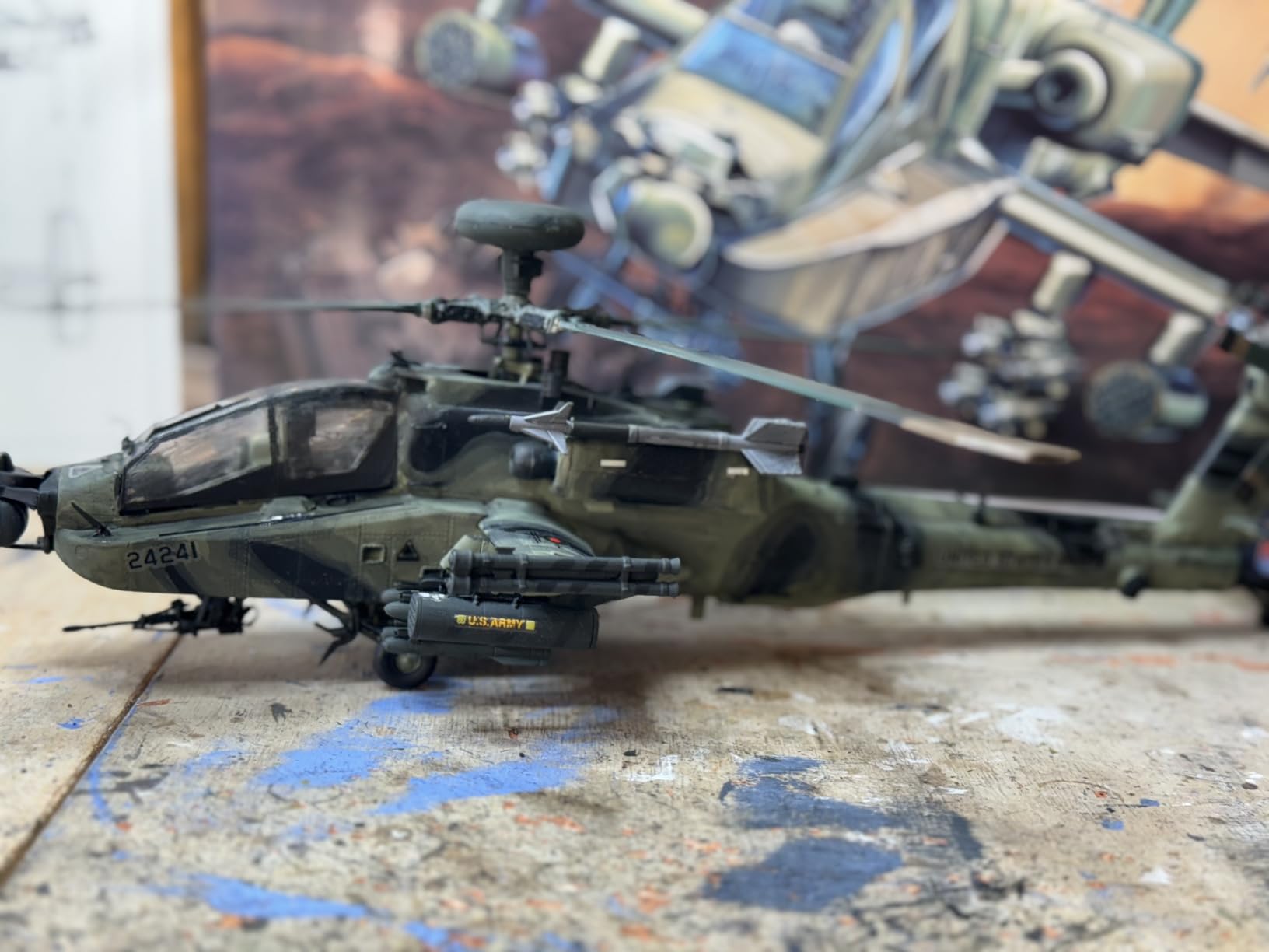 AH-64D Apache Longbow USA (was kit #2125) customer photo 2