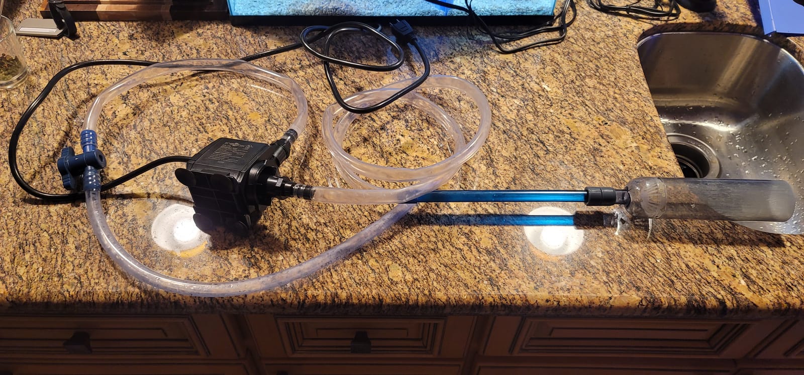 EcoPlus Eco 396 Water Pump Fixed Flow Submersible Or Inline For Aquariums, Ponds, Fountains & Hydroponics - UL Listed, 396 GPH, Black customer photo 2