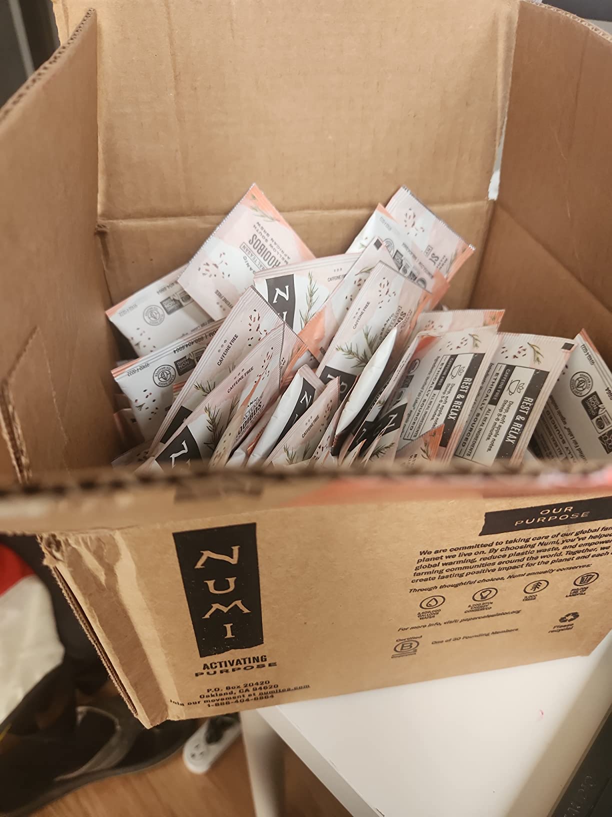 Numi Organic Rooibos Tea, 18 Herbal Tea Bags, Caffeine Free | South African Red Tea with Deep Earthy Vanilla Taste customer photo 2