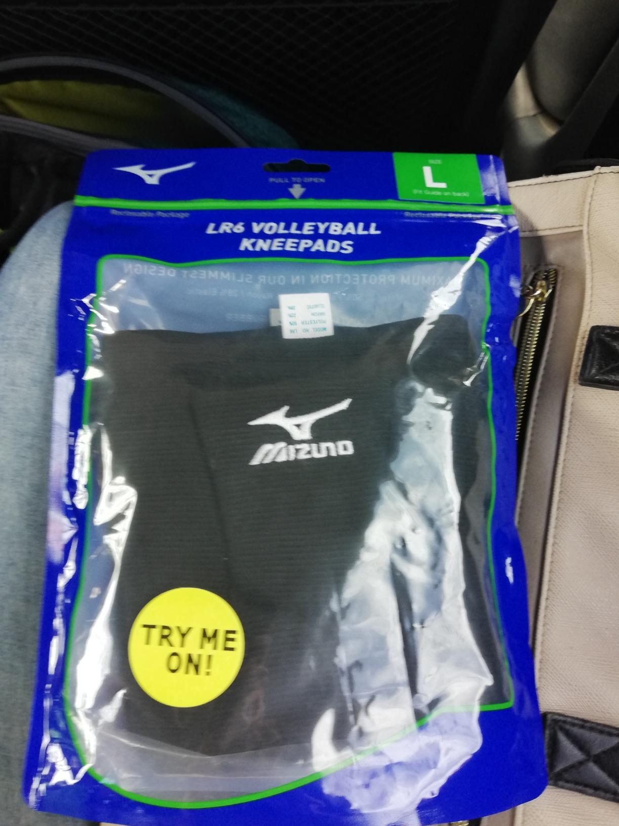Mizuno LR6 Volleyball Kneepad customer photo 2