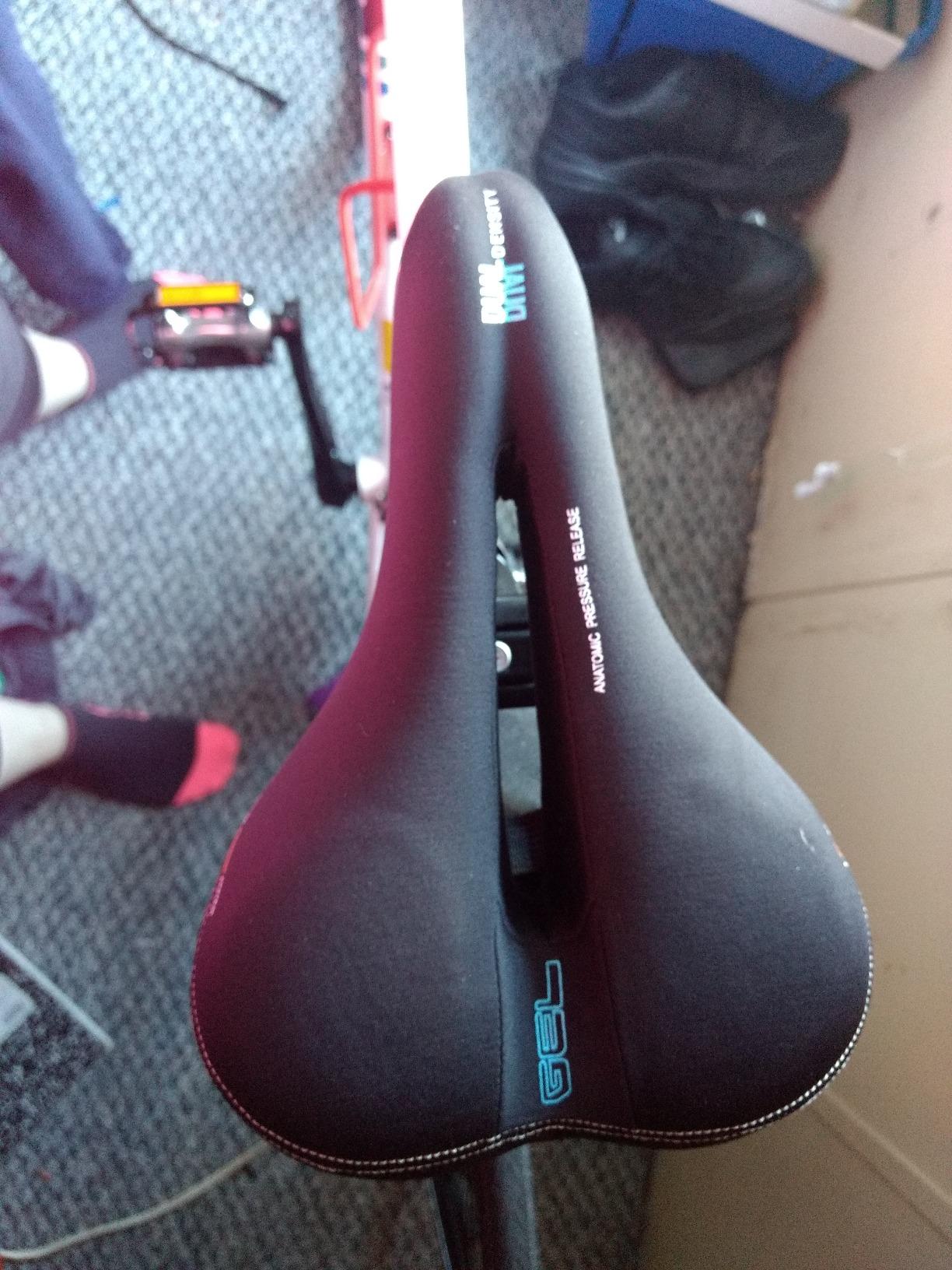 Serfas Dual Density Women's Bicycle Saddle with Cutout customer photo 1