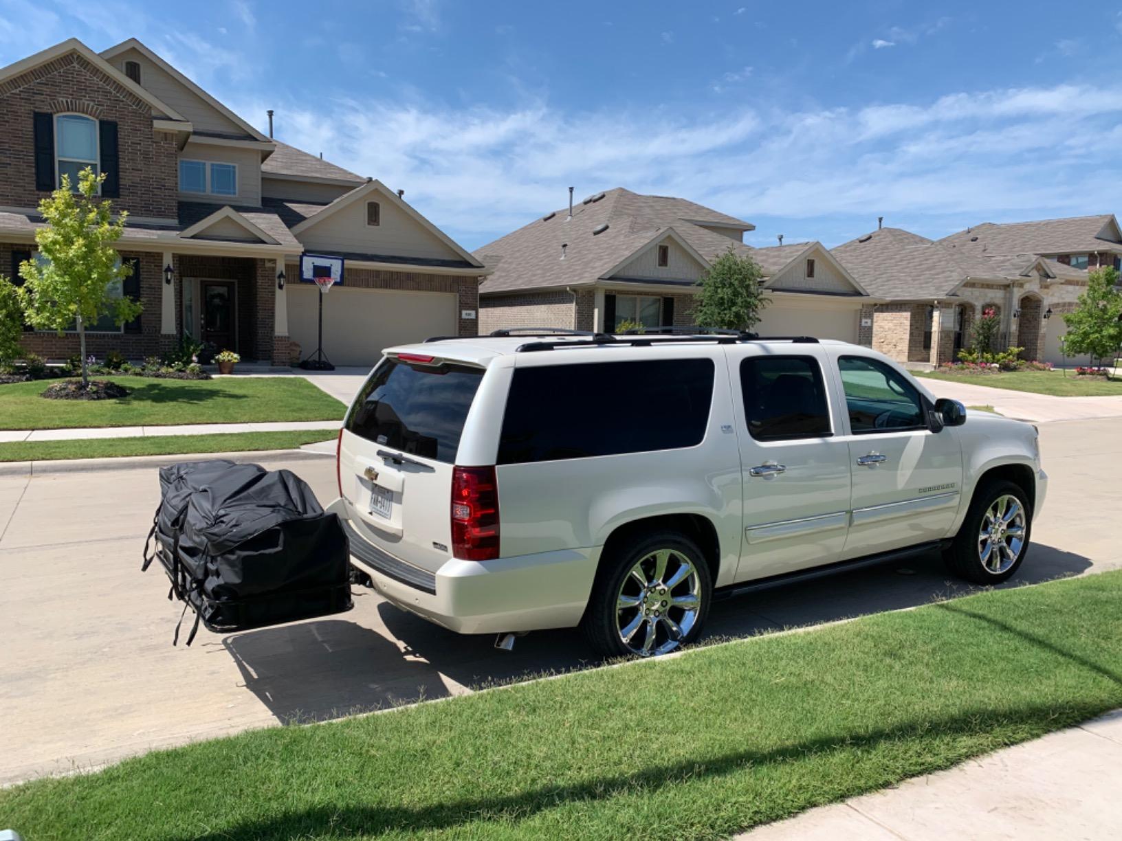Apex Extra Large Roof Cargo Bag with Self-Sealing Zipper, for Roof-Mounted Racks, Built-in Crossbars or Hitch-Mounted Carriers, 19.6 Cubic Feet customer photo 1