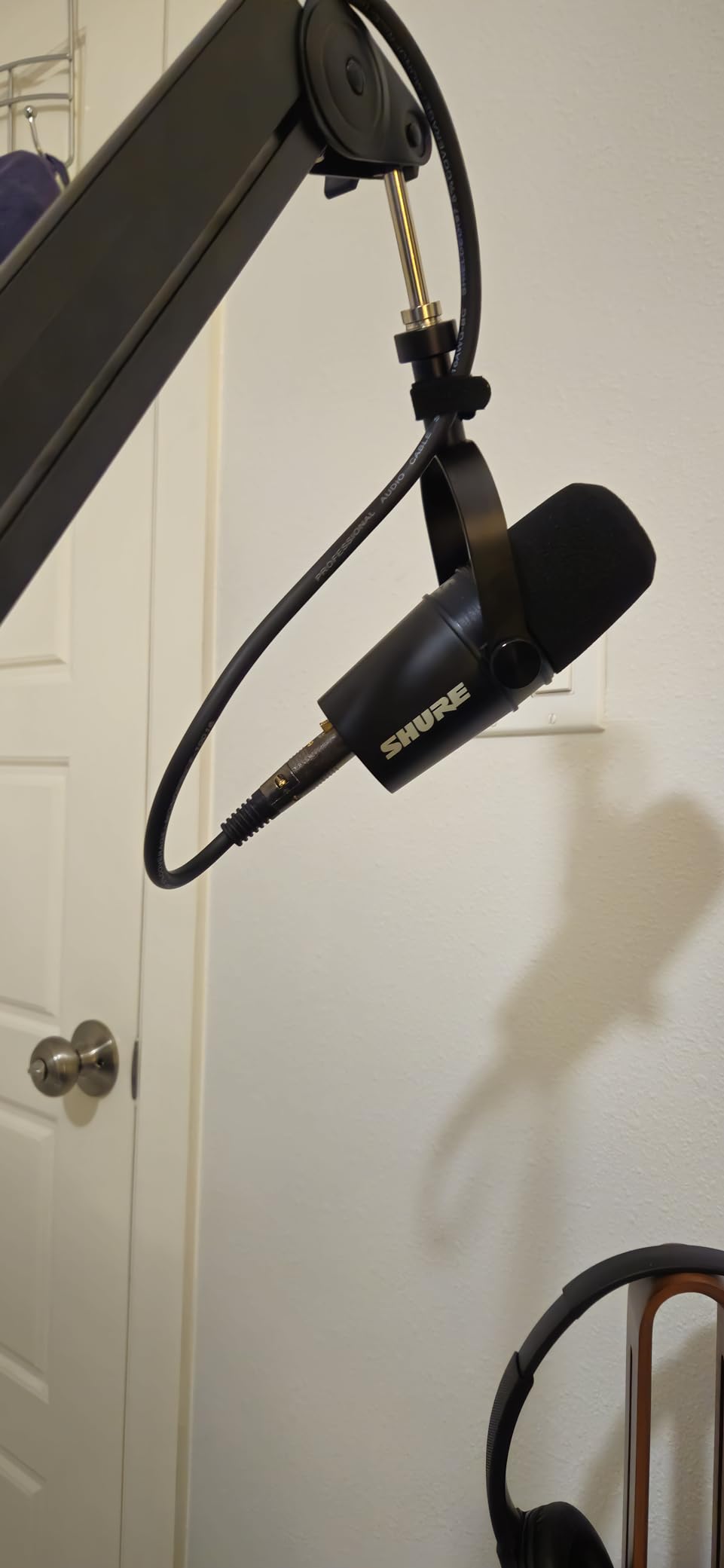 Monoprice XLR Male to XLR Female Cable - 6 Feet - Black, 16AWG, Gold Plated, Microphone & Interconnect - Stage Right Series customer photo 1