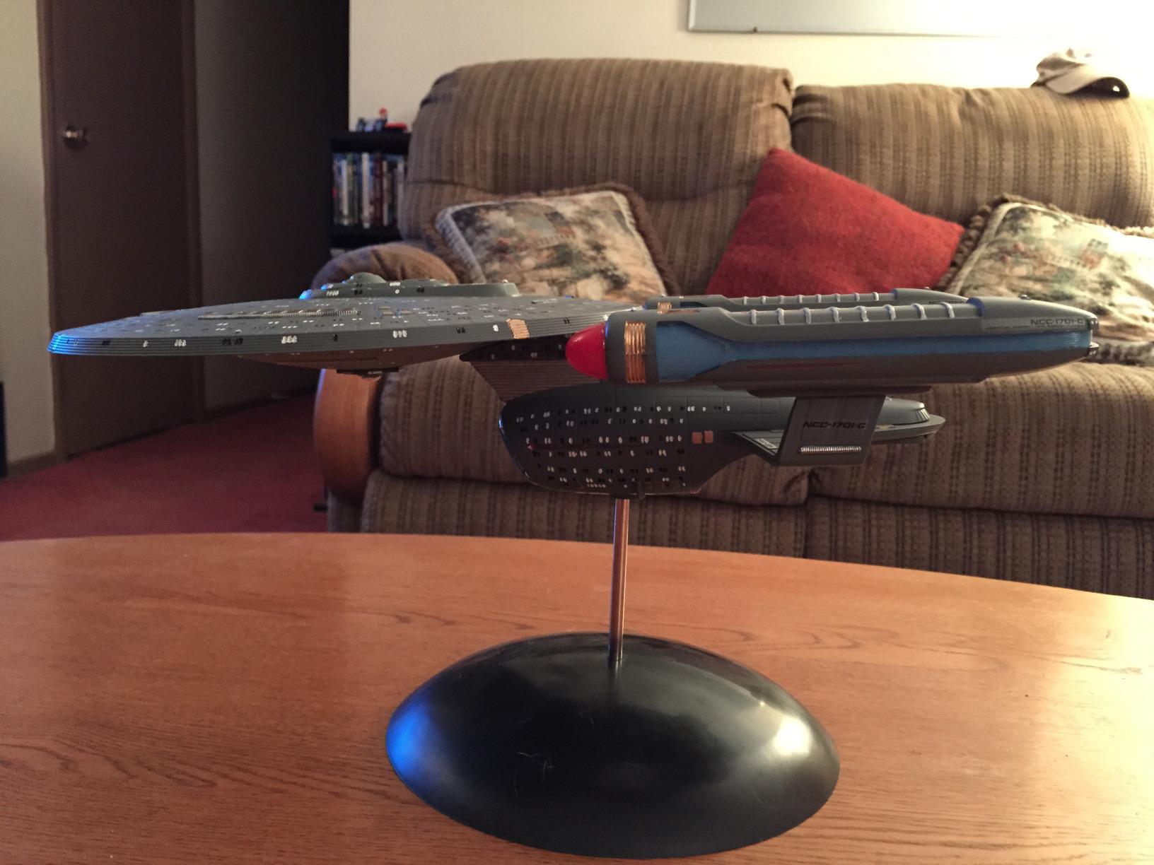 AMT Star Trek USS Enterprice 1701C 1/1400 Scale Model Kit customer photo 2