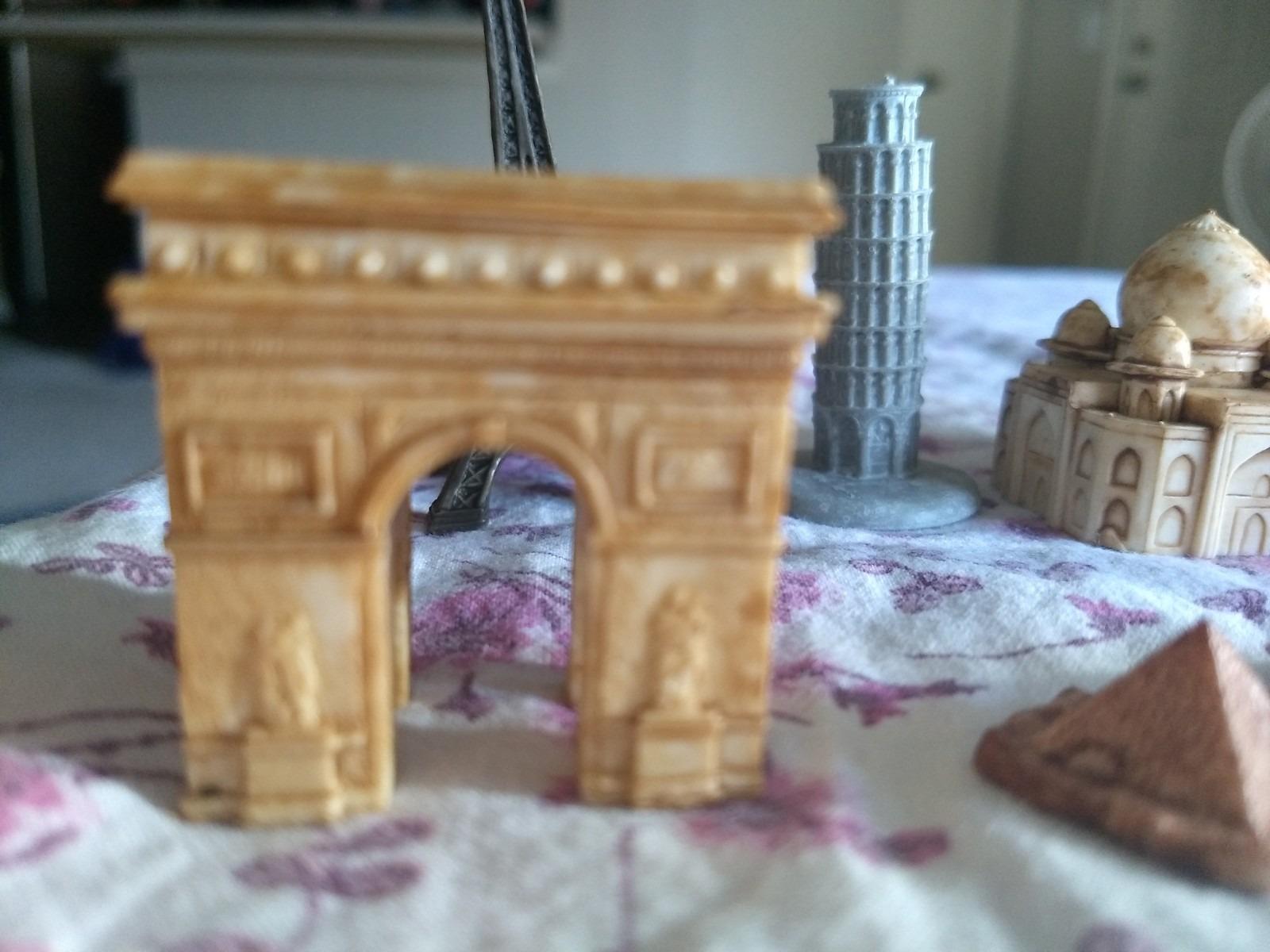 Safari Ltd. Around the World Toob - 10 Landmark Monument Figurines customer photo 2