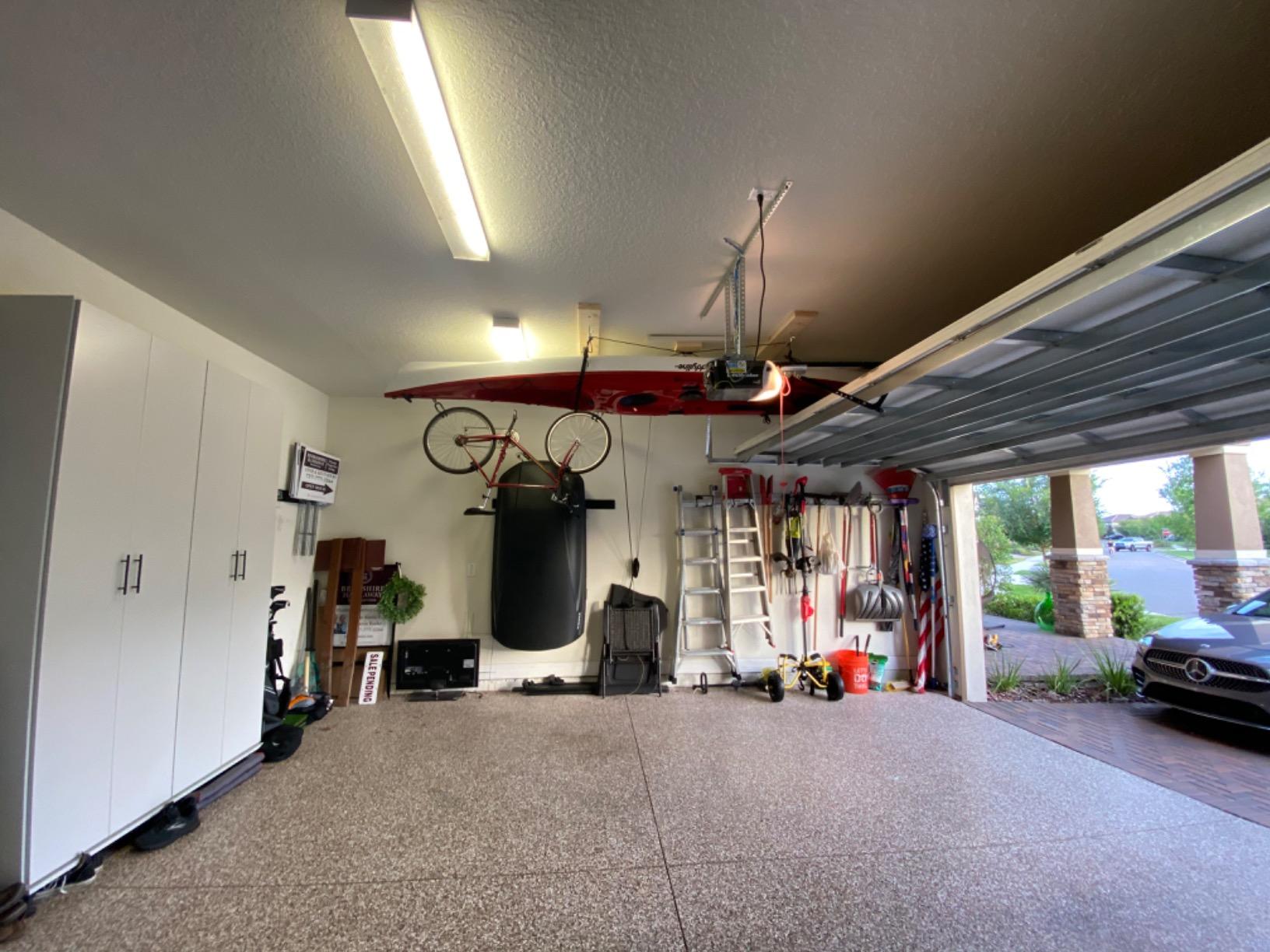 Suspenz Ceiling Hoister customer photo 1