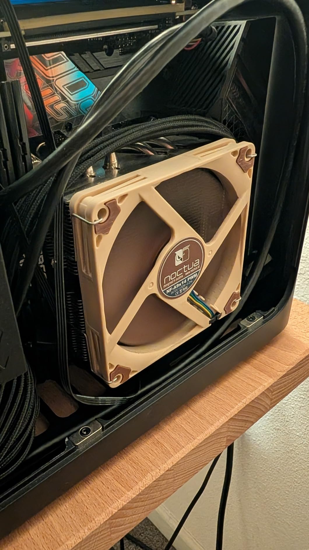 Noctua NH-L9x65, Quiet High-Performance Low-Profile CPU Cooler customer photo 2