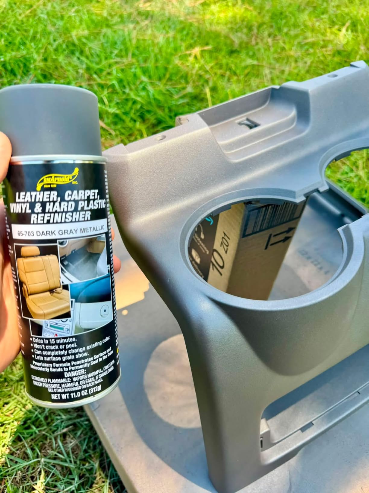 SM Arnold (65-201) Leather, Carpet, Vinyl & Hard Plastic Refinisher, Beige - 11 oz customer photo 1