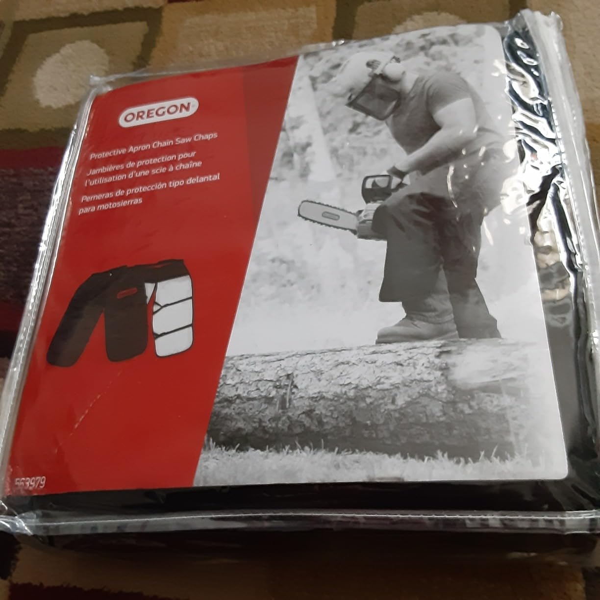 Oregon Protective Chainsaw Chaps for Cutting & Logging, One Size Fits All customer photo 2