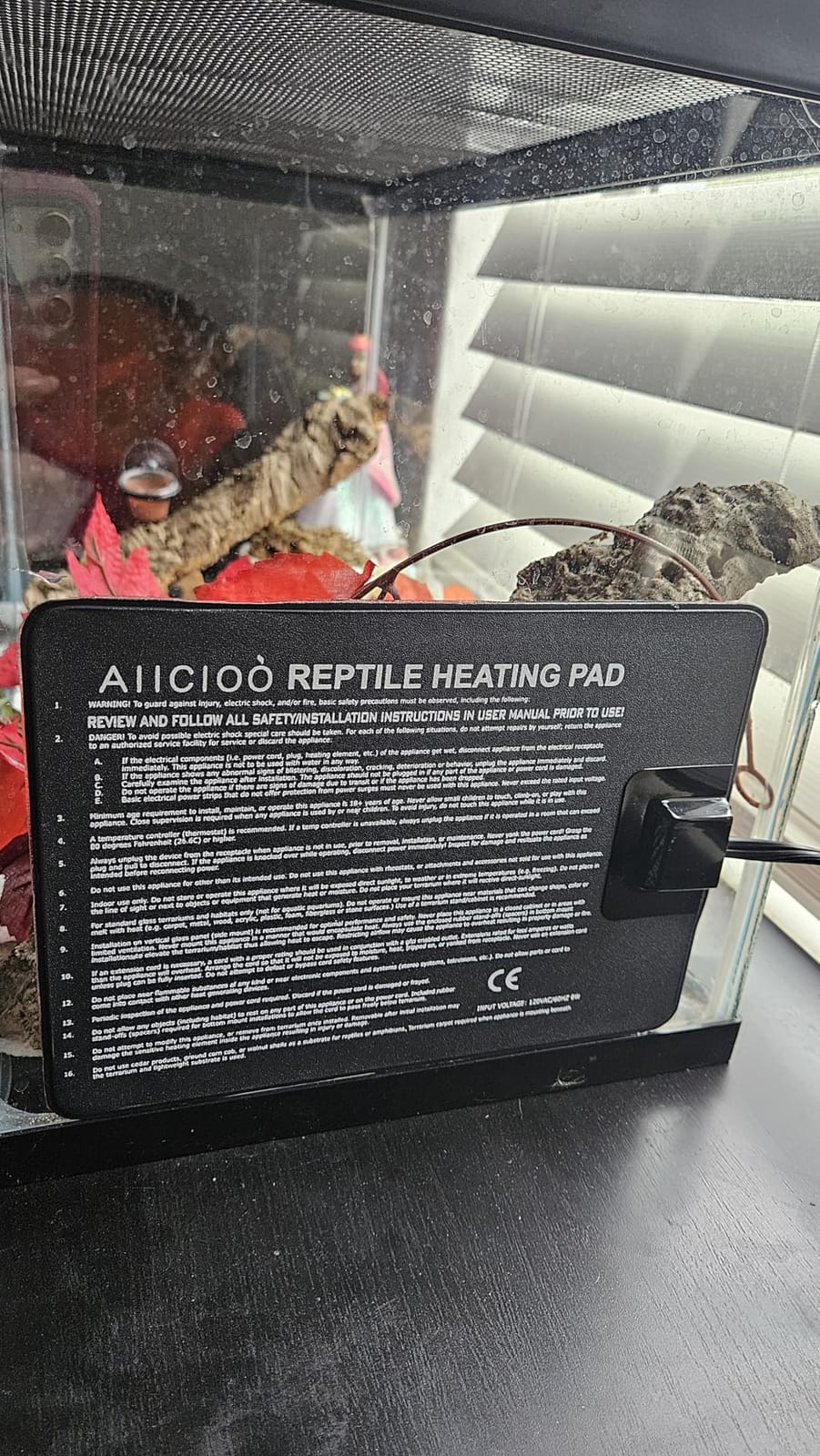 Aiicioo Reptile Heating Pad - Hermit Crab Heater Heat Mat for Reptiles Snake Lizard Terrarium 8 Watt customer photo 2