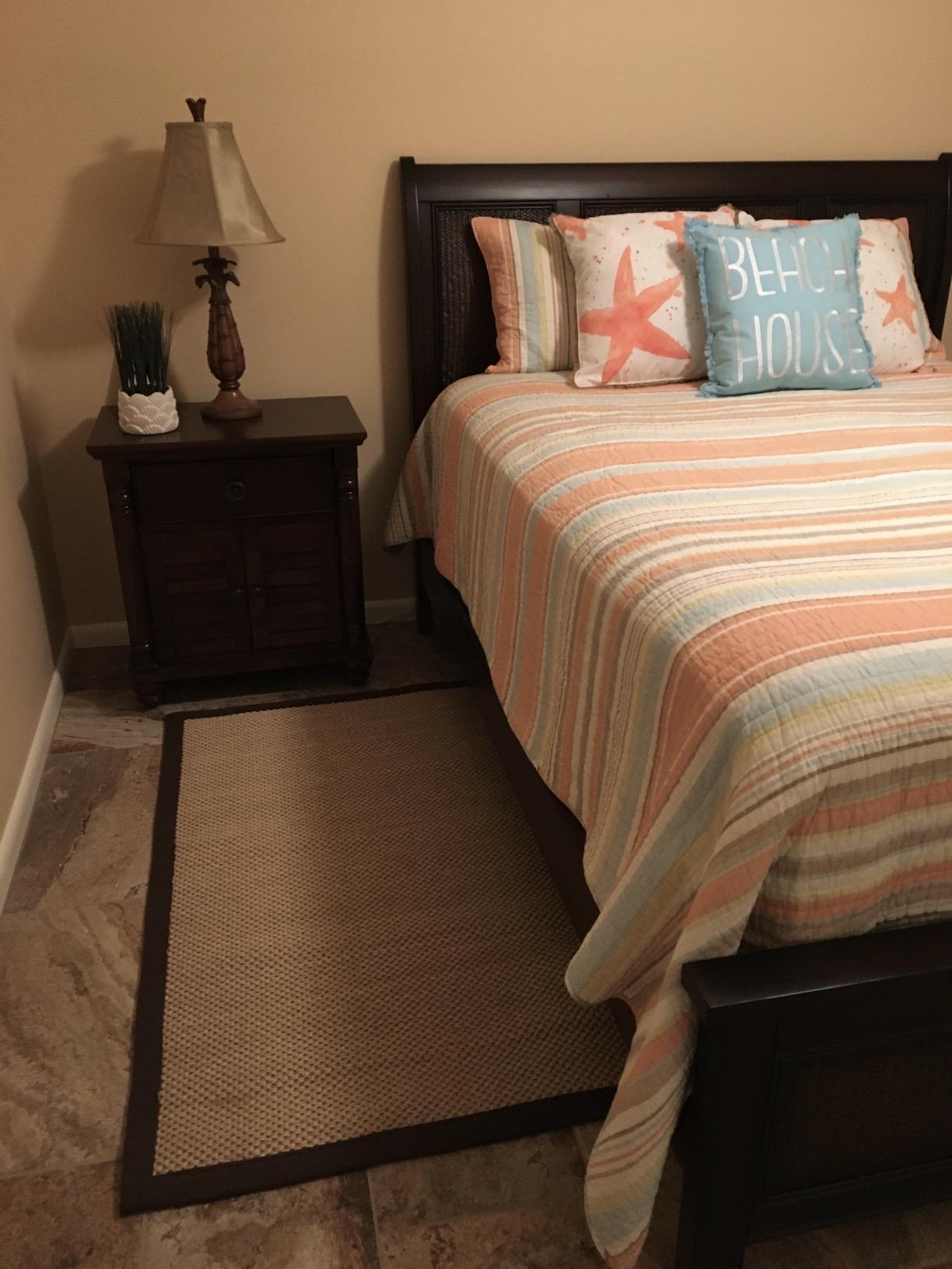 SAFAVIEH Area Rug 5x8 - Natural Fiber Collection - Maize & Linen Color, Sisal, Woven Design with Border (NF141B) customer photo 2