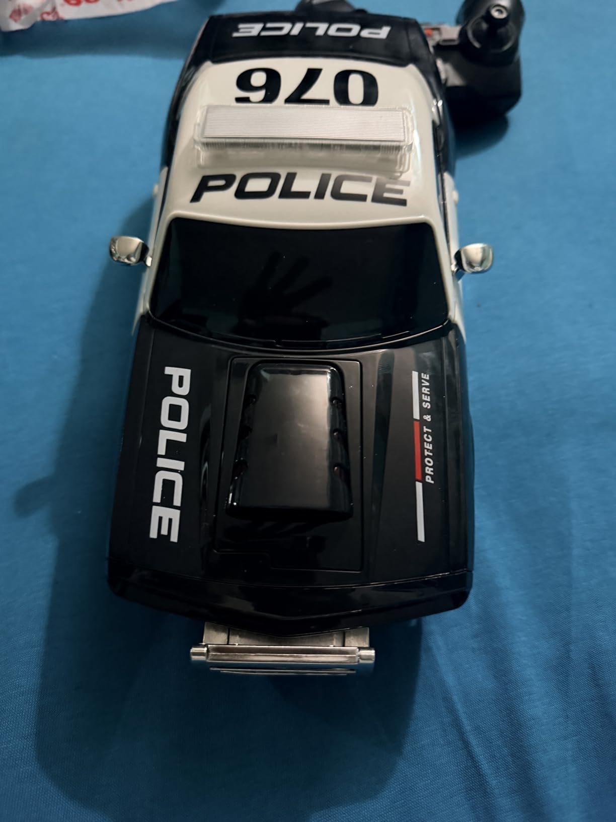 Rechargeable Remote Control Police Car, Lights & Siren, Kids 3-12 | Hobby RC Car, Birthday Gift Ideas for Boys & Girls Ages 3-12 customer photo 1