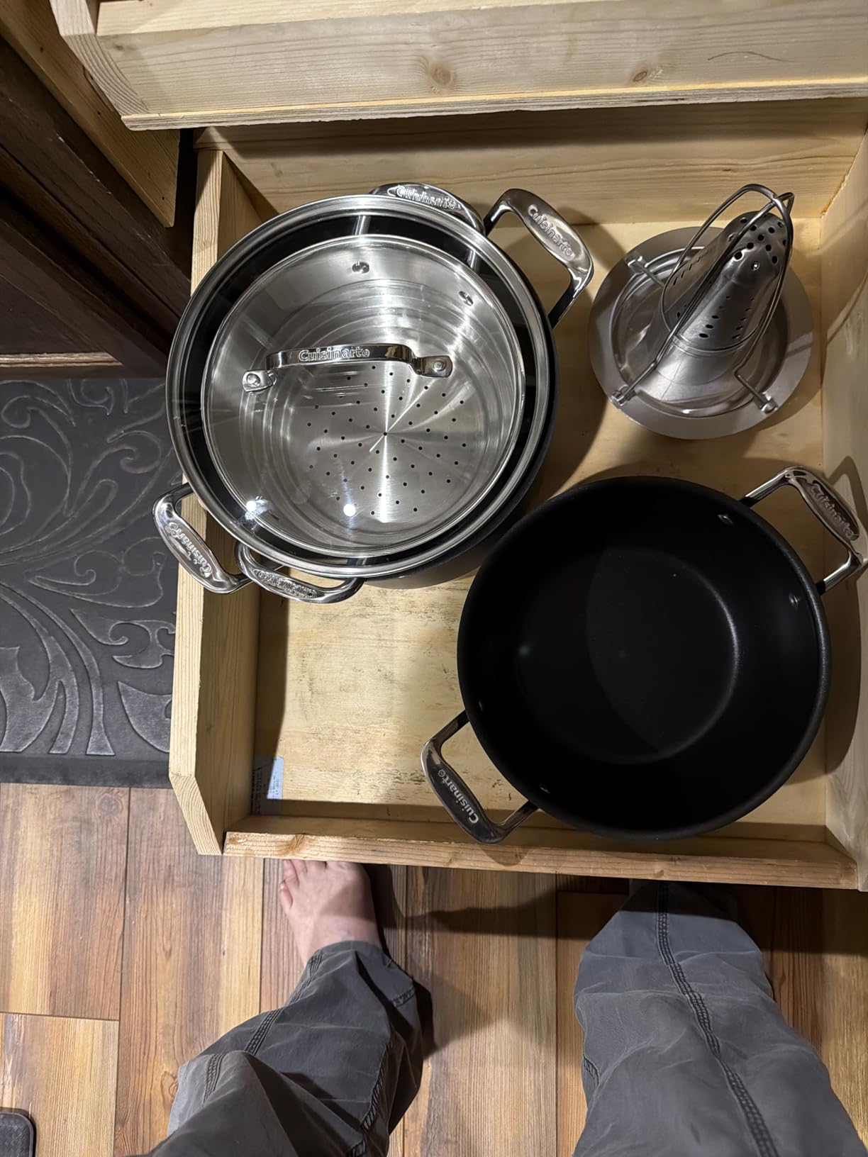 Cuisinart 17-Piece Pots and Pans Set, Non Stick Hard Anodized Cookware Set, Compatible with Electric, Gas Cooktops, Dishwasher Safe, Oven Safe Pot Set, Cool Grip Handles, Aluminum Core for Even Heat customer photo 2