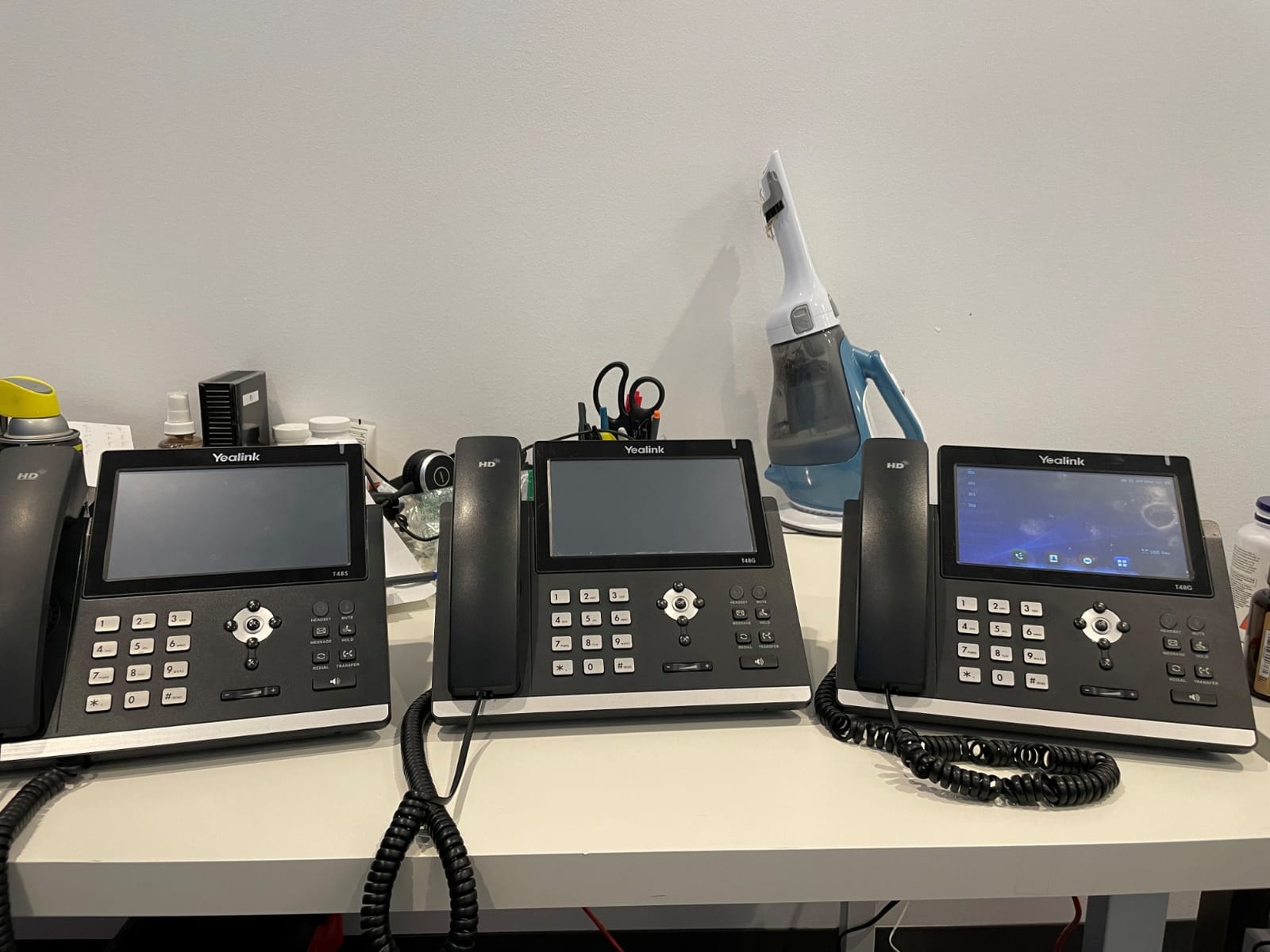 Yealink T48S IP Phone, 16 Lines. 7-Inch Color Touch Screen Display. USB 2.0, Dual-Port Gigabit Ethernet, 802.3af PoE, Power Adapter Not Included (SIP-T48S). customer photo 1