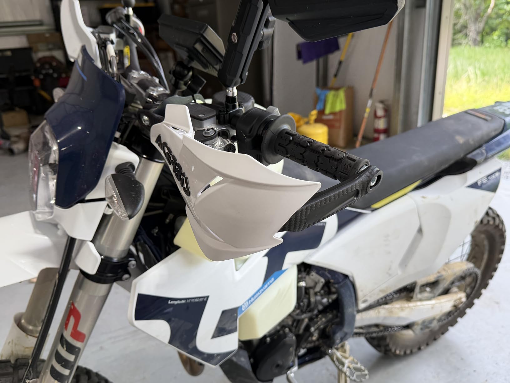 Acerbis 22397.237 Moto Hand Guards, White/Black, Size Unifit customer photo 2