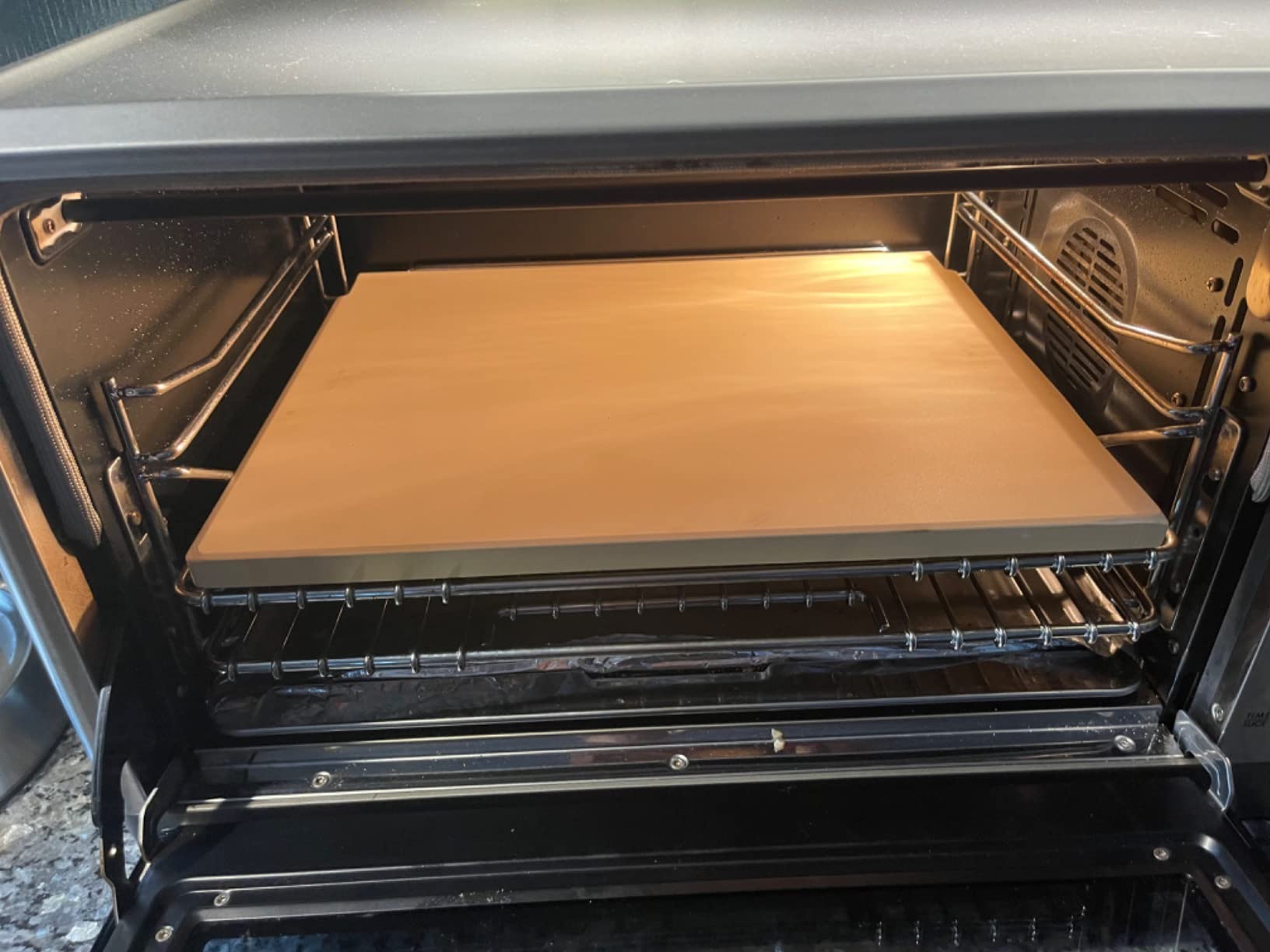 Unicook 15 x 12 Inch Rectangular Pizza Stone for Oven and Grill, 6.8 Lbs customer photo 1