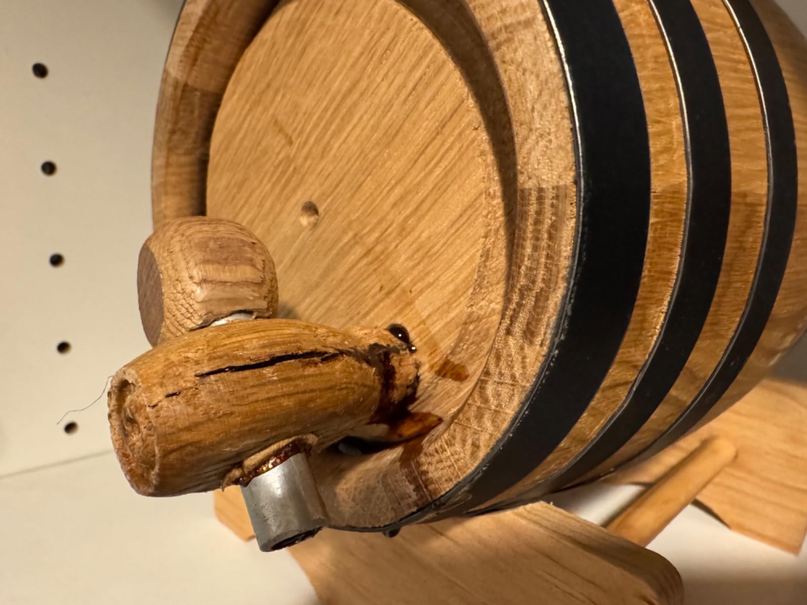 Red Head Barrels 1L Distillery Grade Charred Oak Aging Barrel for Whiskey, Rum & Wine customer photo 2