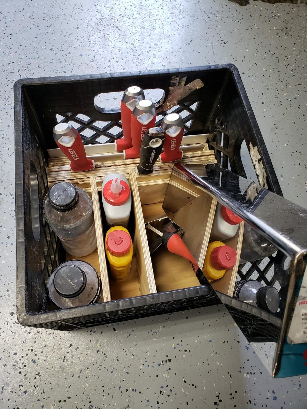 LEVEL5 Drywall Finishing Hand Tool Kit | 5, 6 Inch Joint Knives, 10, 12 Inch Taping Knives, 14 Inch Mud Pan | Stainless Steel Blades, Soft Grip Handles | Sheetrock Gyprock Plasterboard | 5-600 customer photo 1