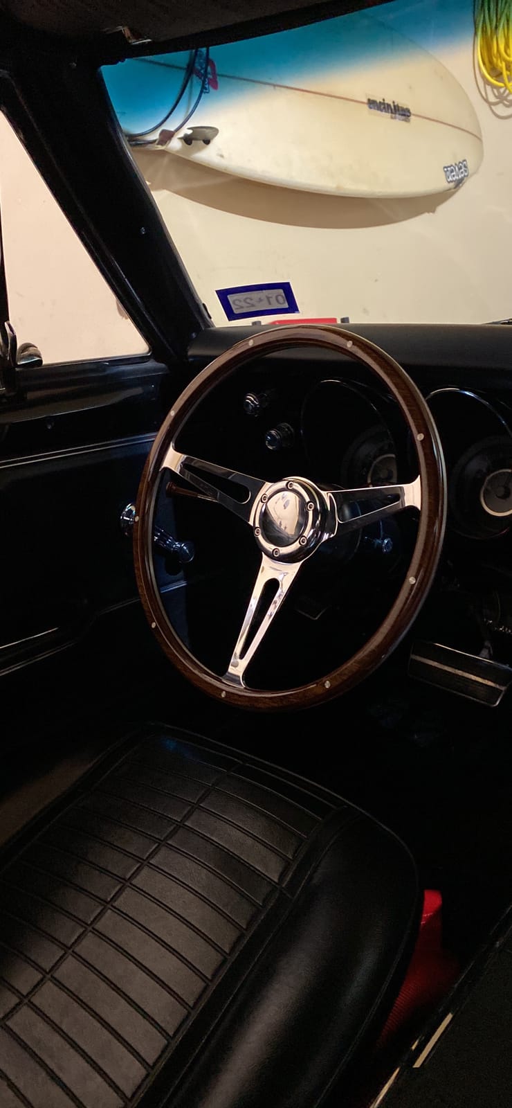 13'' Classic 6 Bolt Riveted Wood Steering Wheel w/Horn Button customer photo 2