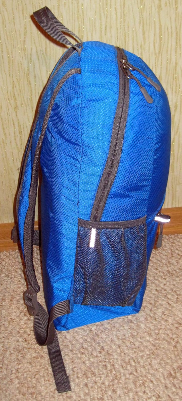 ZOMAKE Lightweight Packable Backpack, Foldable Small Travel Day Pack | 10/15/20L Water Resistant Hiking Backpacks for Women Men, Multiple Pockets, Breathable Shoulder Strap, Everyday Carry customer photo 2