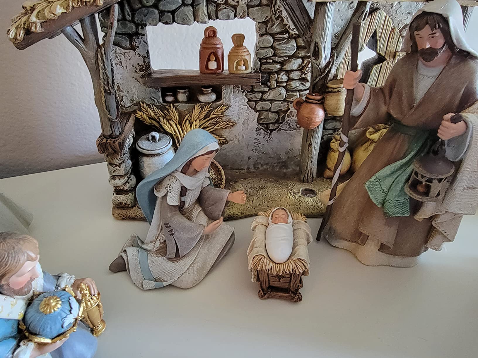 Bethlehem Nights Christmas Nativity Scene Figurines with Creche, 12 Piece Set customer photo 2