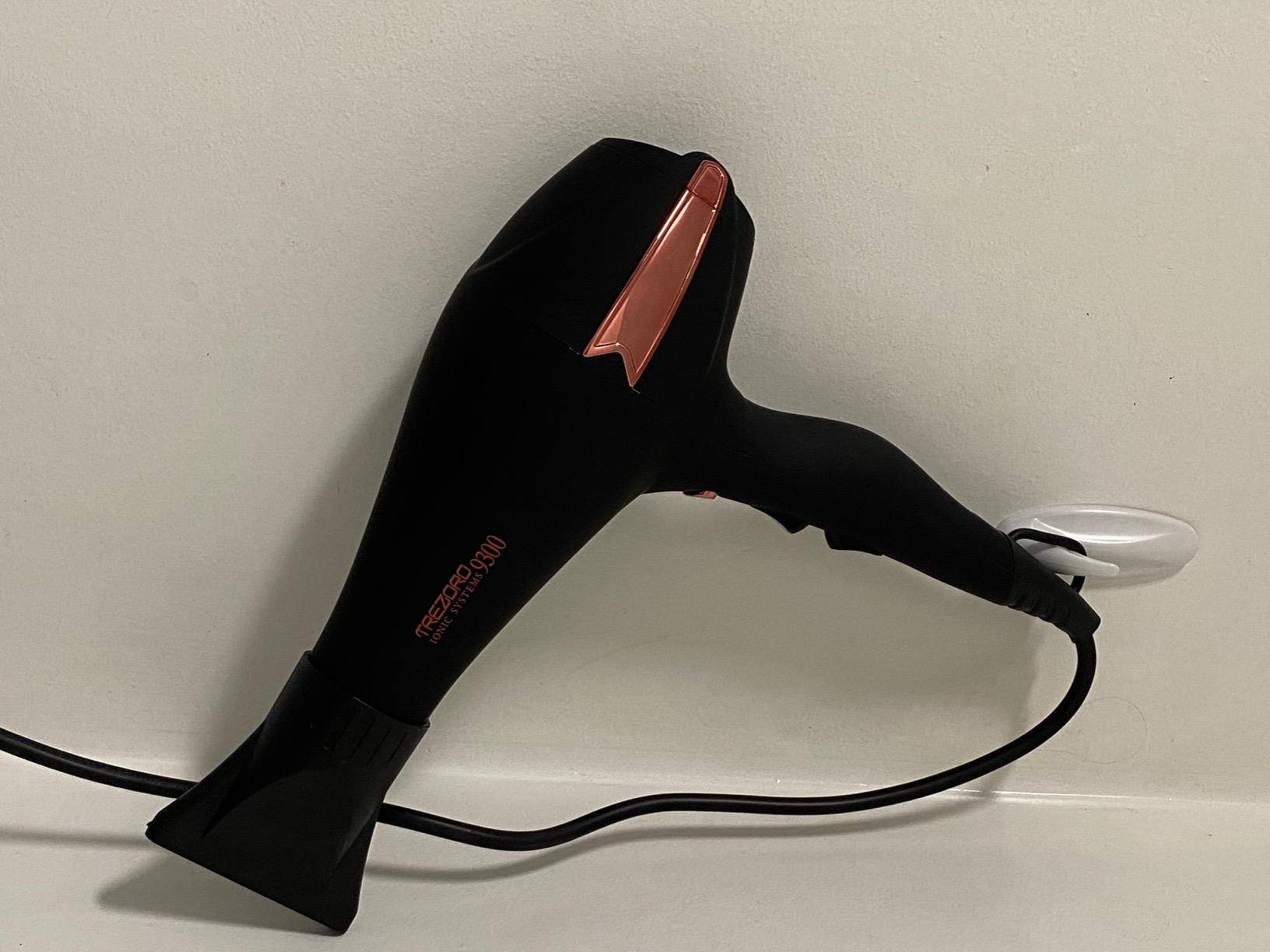 TREZORO Professional Hair Dryer with 2 Concentrator Nozzles, 2000W, Black | Quiet & Fast Drying, 3 Heat & 2 Speed Settings, Cool Shot Button, Salon Style, Ceramic Ionic Blow Dryer for All Hair Types customer photo 1