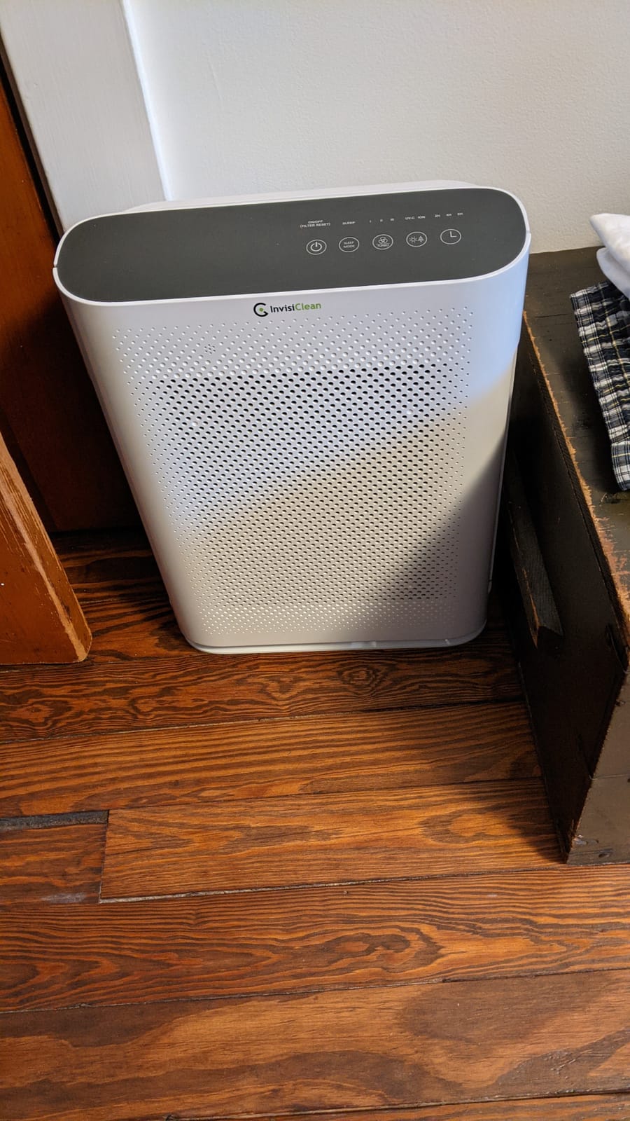 Air Purifier for Home Allergies & Pets | 4-in-1 H13 True HEPA Filter/Ionizer/Carbon + UV Light | Portable Air Purifiers for Large Room & Bedroom Odor Elimination - InvisiClean Aura II customer photo 1