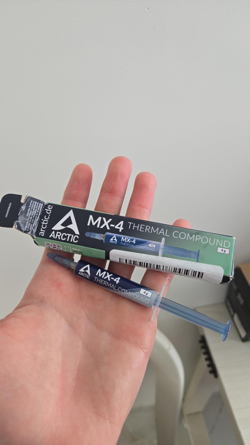 ARCTIC MX-4 (4 g) - Premium Performance Thermal Paste for All Processors customer photo 2