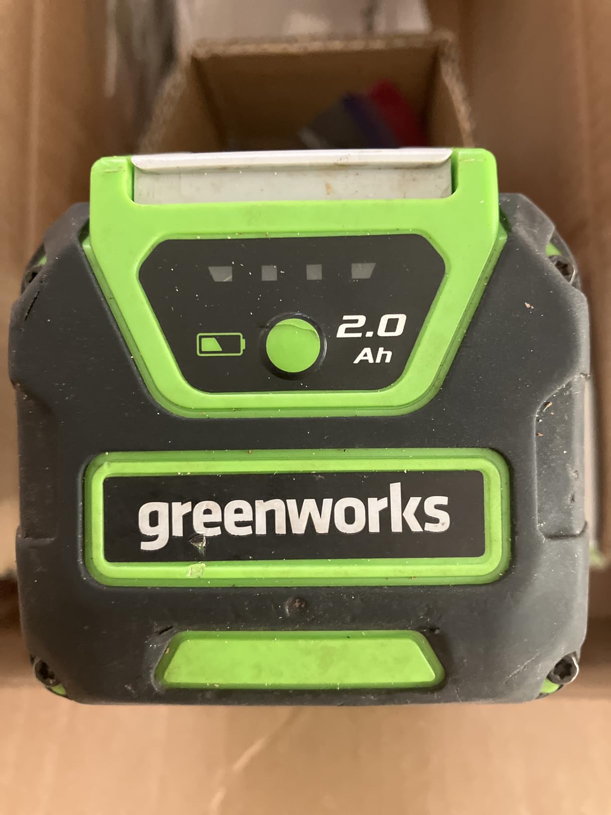 Greenworks 40V 14 in Cordless Electric Chainsaw, 2.5 Ah Battery and Charger customer photo 2