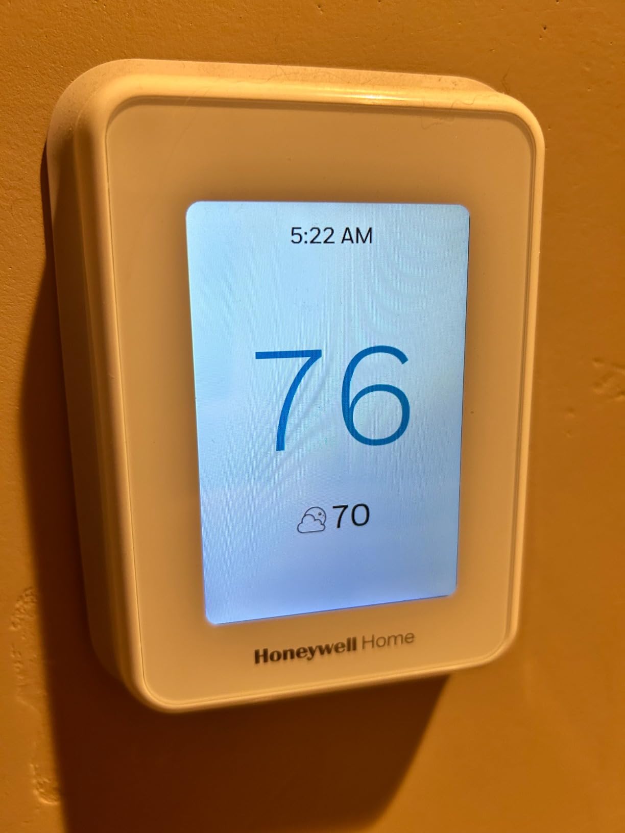 Honeywell Home T9 WiFi Smart Thermostat, Smart Room Sensor Ready, Touchscreen Display, Alexa and Google Assist customer photo 1
