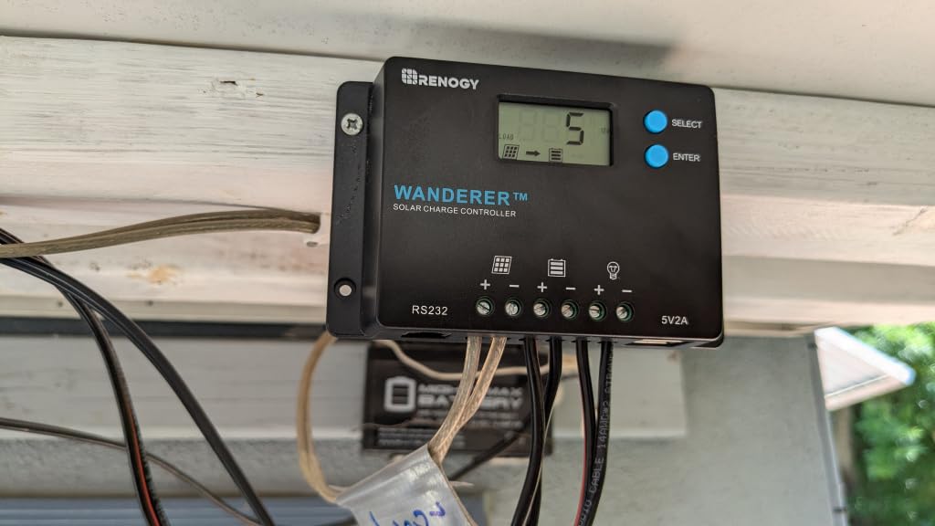 Renogy Wanderer 10A PWM Solar Charge Controller 12/24V for Solar Panels customer photo 2