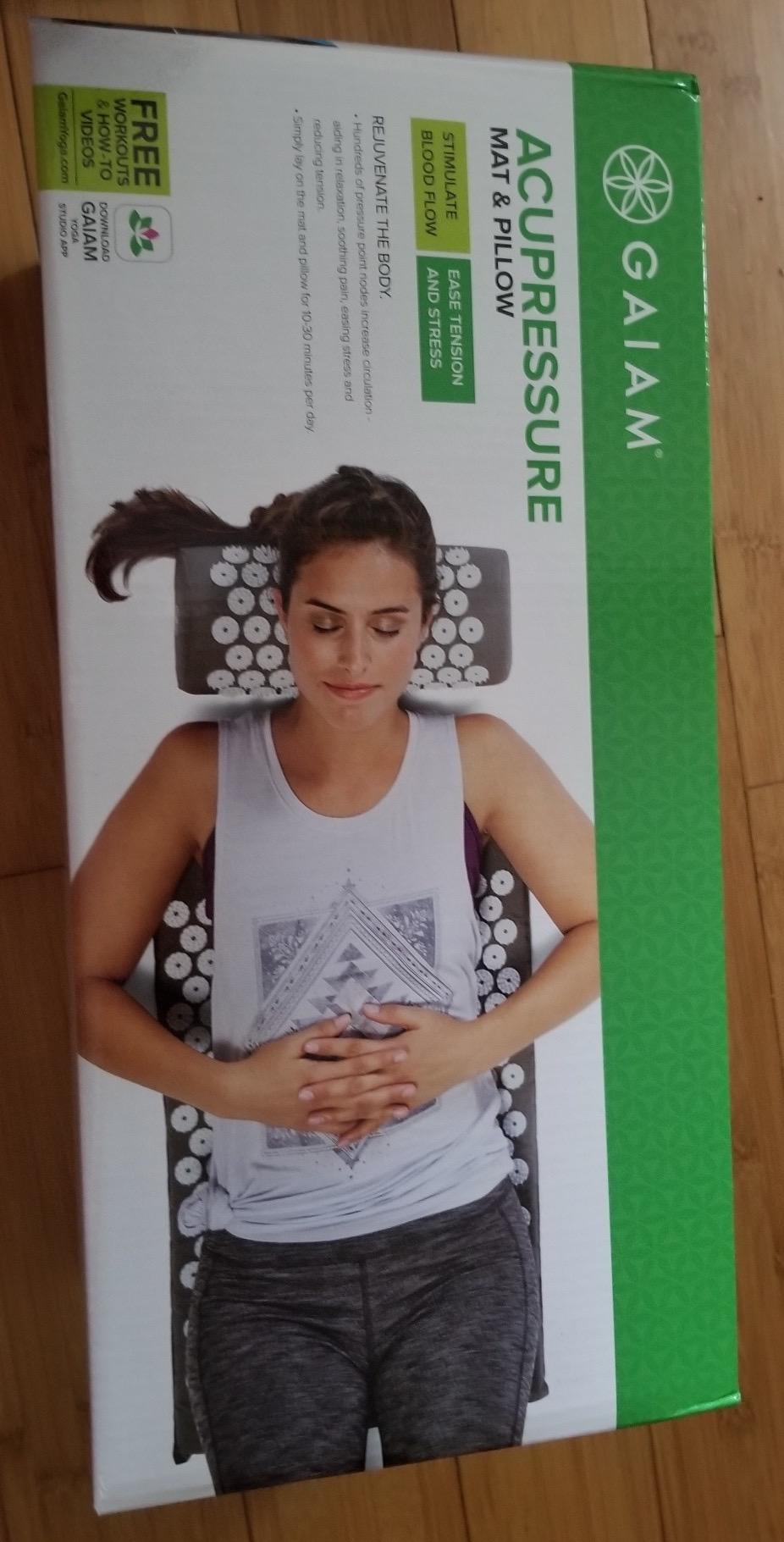 Gaiam Acupressure Mat & Pillow Set, Neck, Shoulder & Back | Acupuncture-Style Stimulation customer photo 2