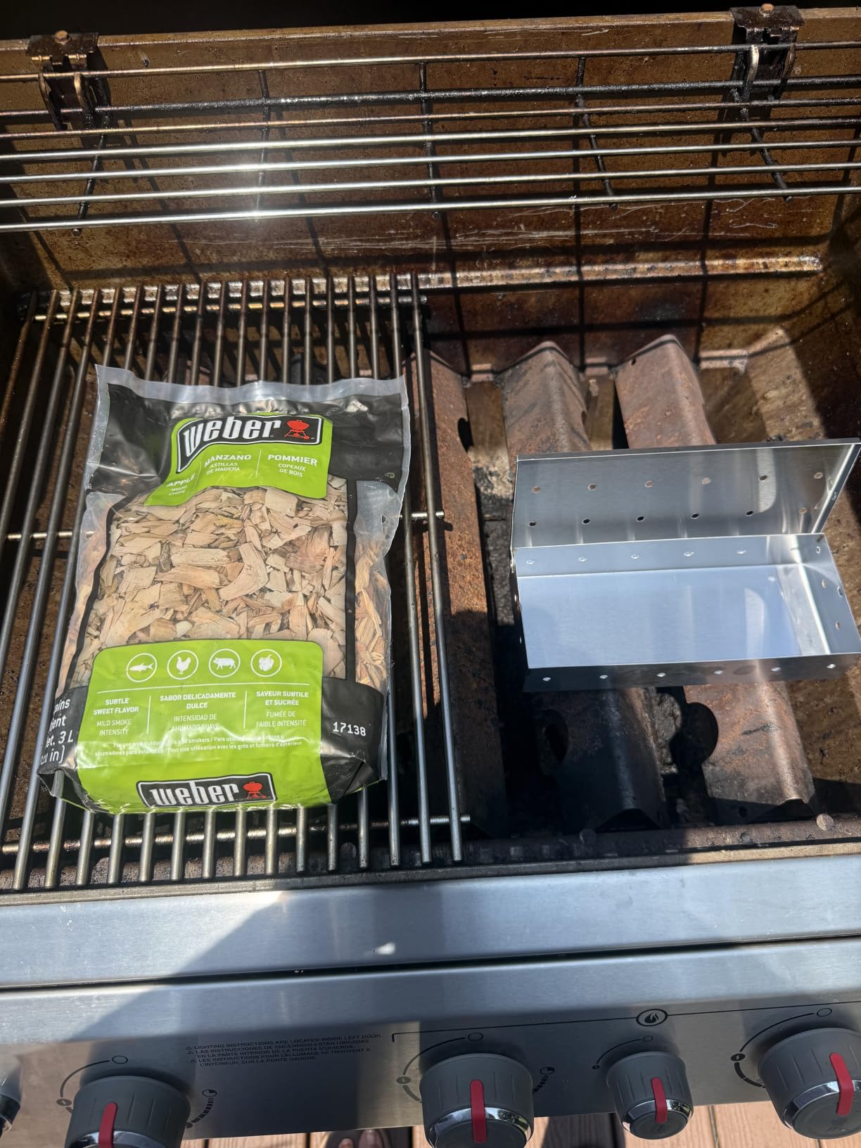 Kaluns Universal Stainless Steel Smoker Box, Gas or Charcoal Grill Smoke Box, Works with Wood Chips, add Delicious Smoked Flavor, Hinged Lid, Warp Free Grill Accessories customer photo 2