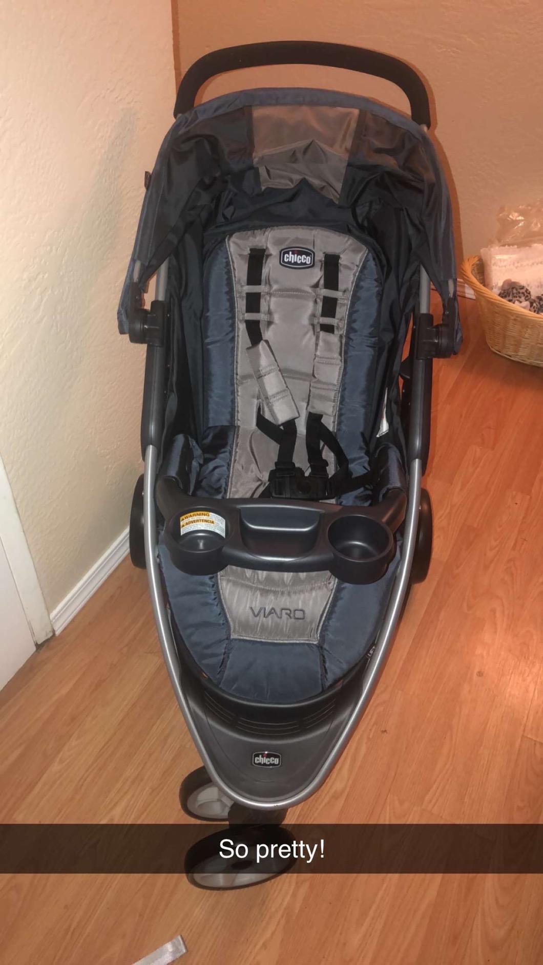Chicco Viaro Travel System, Viaro Quick-Fold Stroller with KeyFit 30 Infant Car Seat and Base, Black/Black customer photo 1