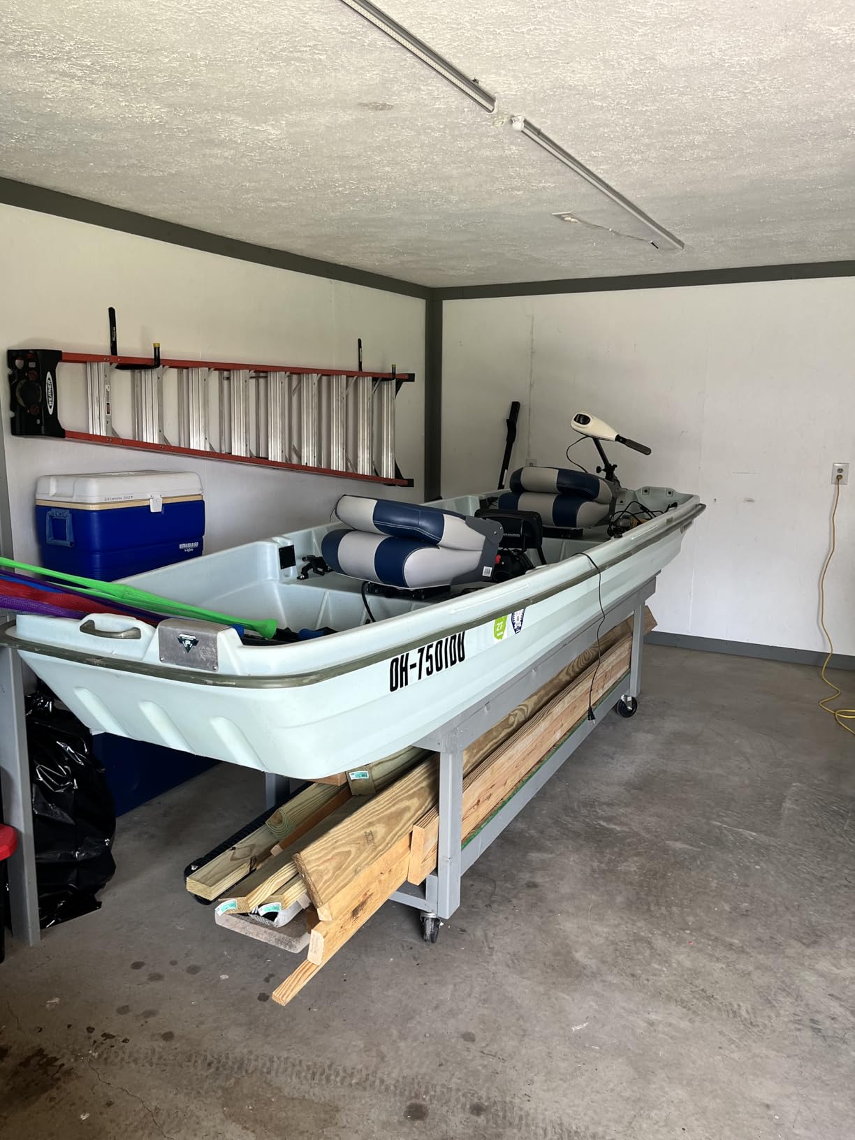 Pelican - Boat Intruder 12 - Jon Fishing Boat - 12 ft. - Great for Hunting/Fishing, Khaki/Beige customer photo 2