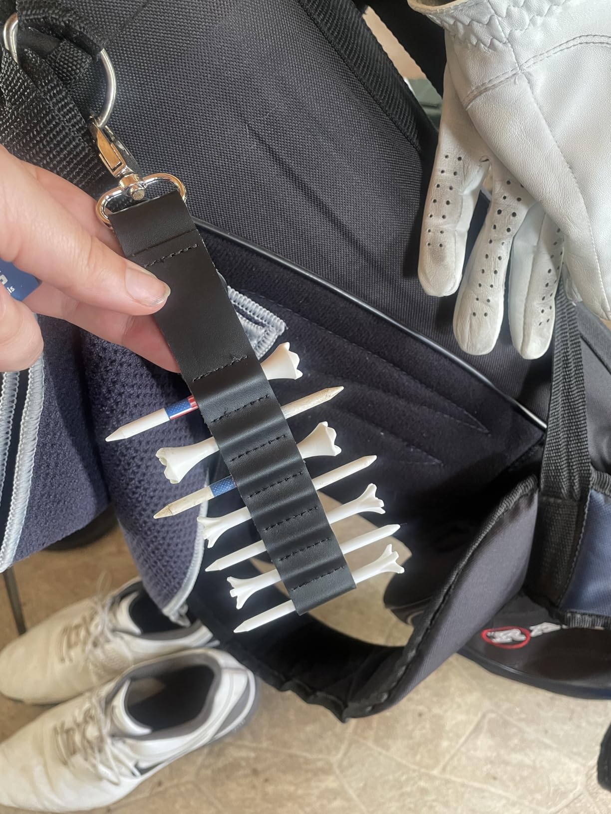 Golf Essentials Kit | Must-Have Accessories – Water Brush, Towel, Club Brush, Ball Marker, Divot Repair Tool, Ball & Tee Holder, Golf Gifts for Men & Women customer photo 1