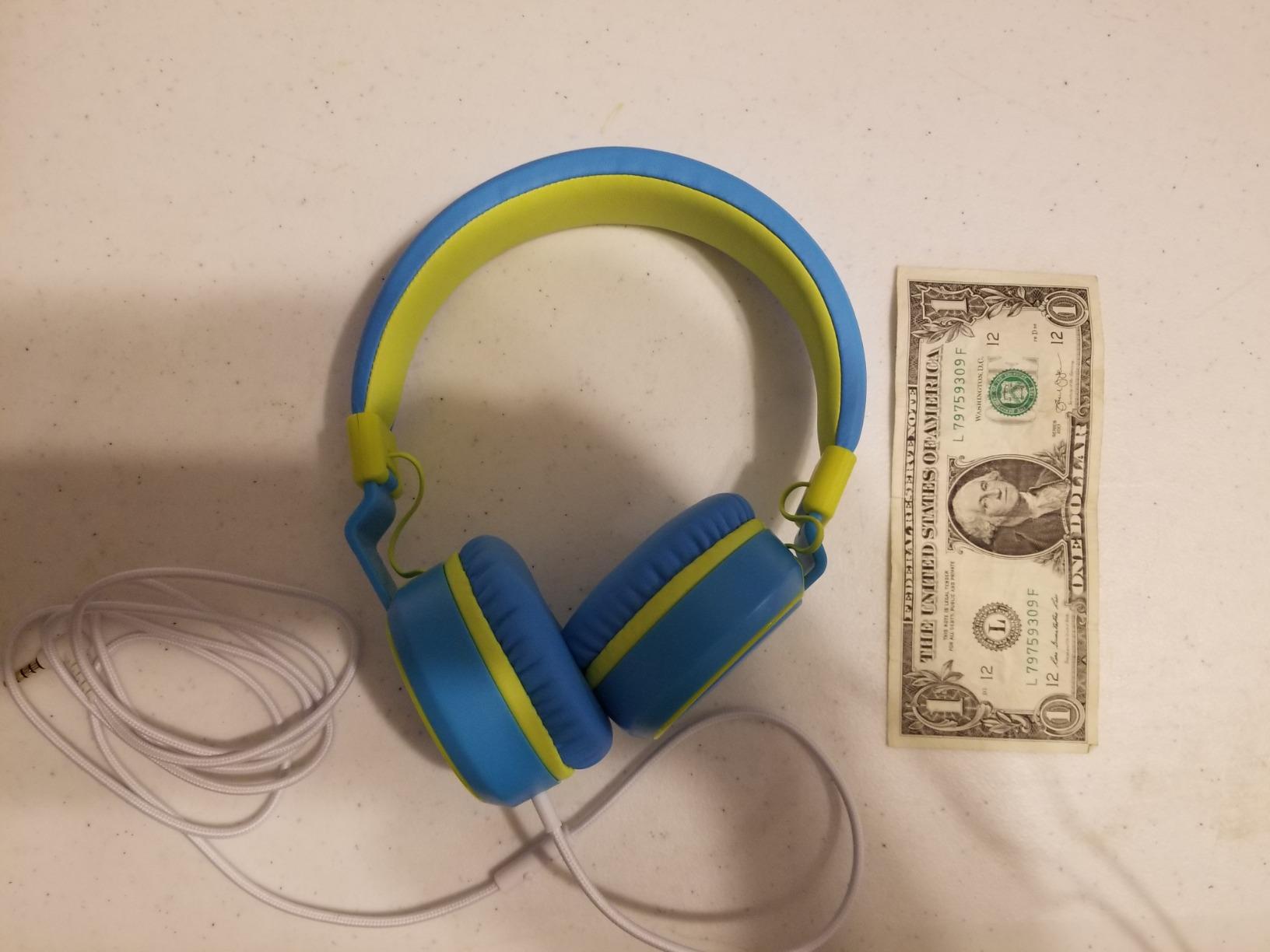 Wired Kids Headphones for School with Cord Mic,Safe Volume Limit 85/94dB customer photo 2
