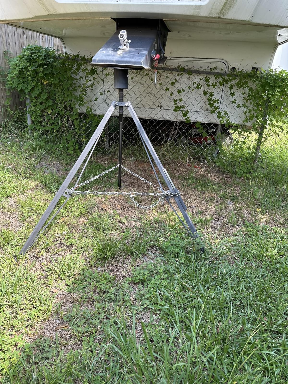 A-KARCK King Pin Adjustable Tripod 5th Wheel Stabilizer, Fifth Stabilizer Tripod Jack with 5000 lbs Load, Reduce Side-to-Side Movement of RV customer photo 1