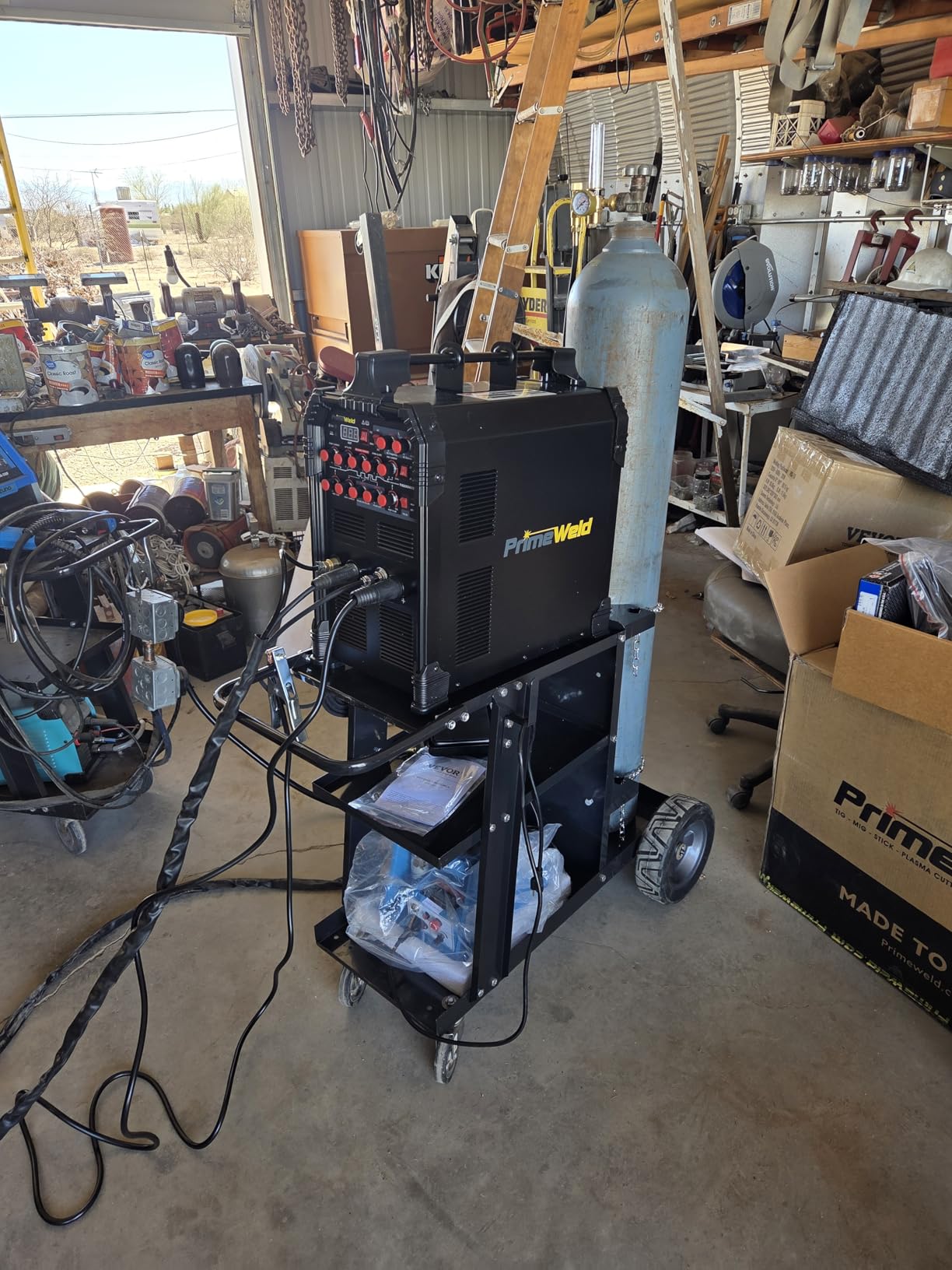 Weldpro 3-Tier Heavy Duty Welding Cart, Welder Cart for MIG/TIG Welder & Plasma Cutter, 400Lbs Capacity Rolling Welding Trolley with 360°Swivel Wheels & Safety Chains customer photo 1