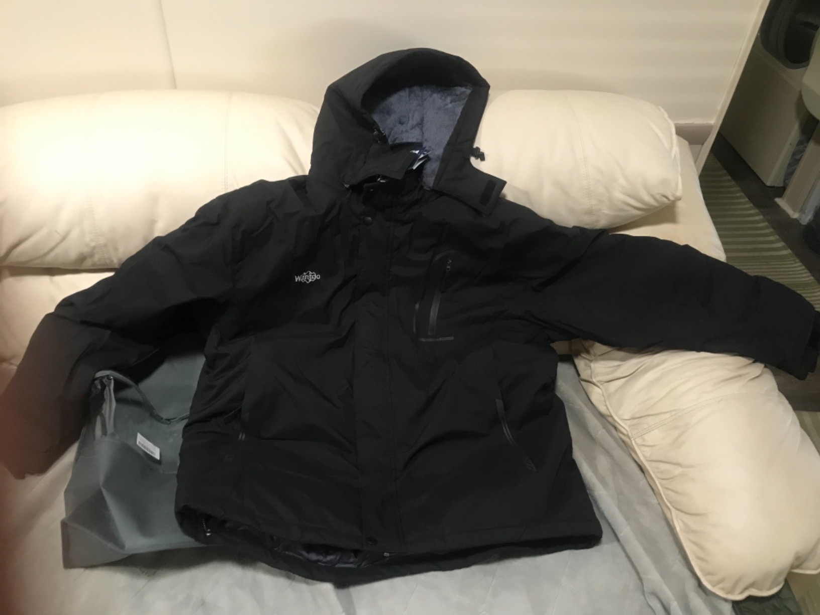 wantdo Men's Waterproof Ski Jacket Snowboard Fleece Lined Warm Winter Coat customer photo 2