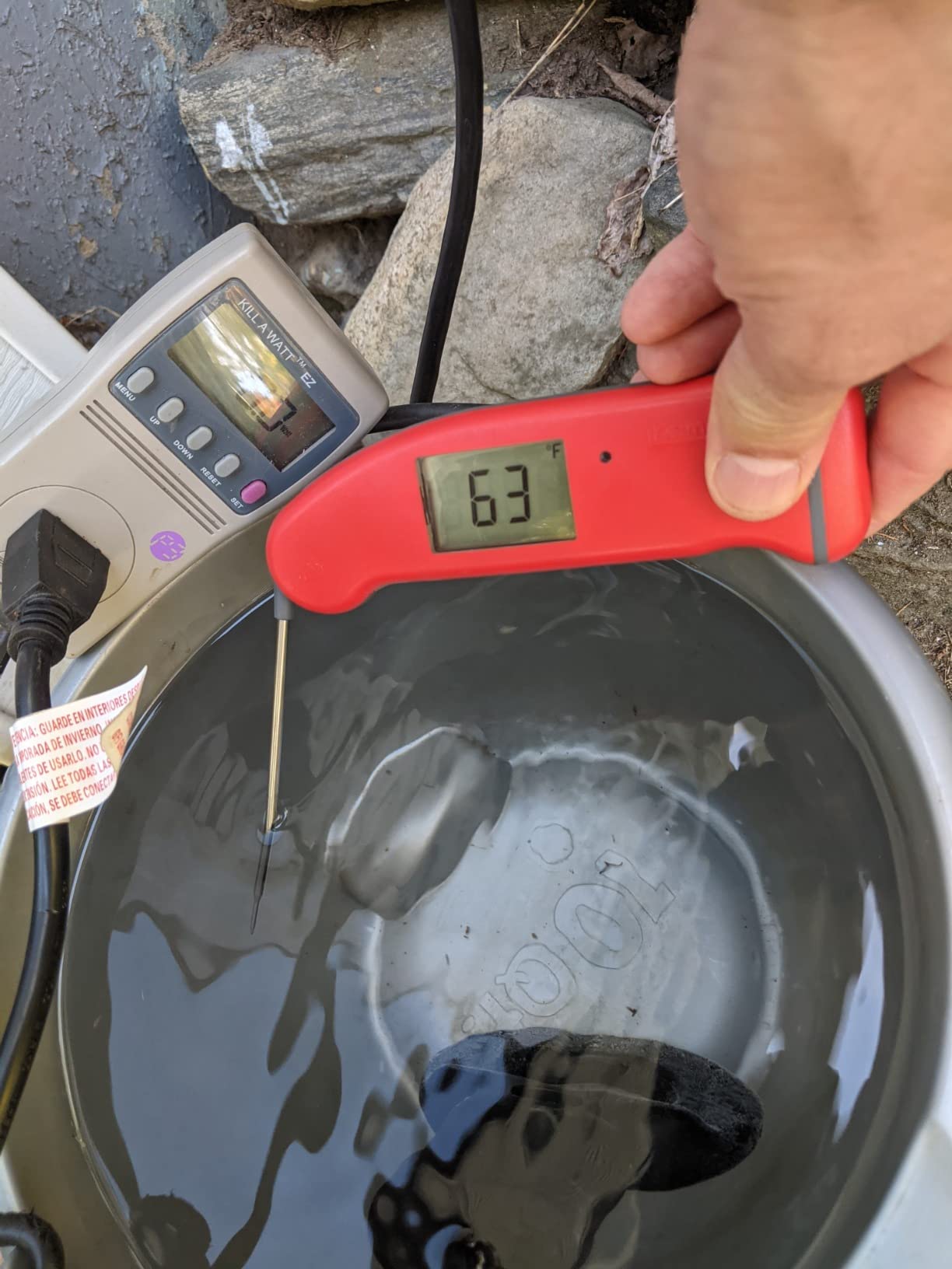 Upgraded 500-Watt Chicken Water Heater - Submergible Cast Aluminum Utility De-Icer with Black Teflon Coating for Livestock Tanks, Winter Bird Bath, and Mineral Buildup Resistance customer photo 1