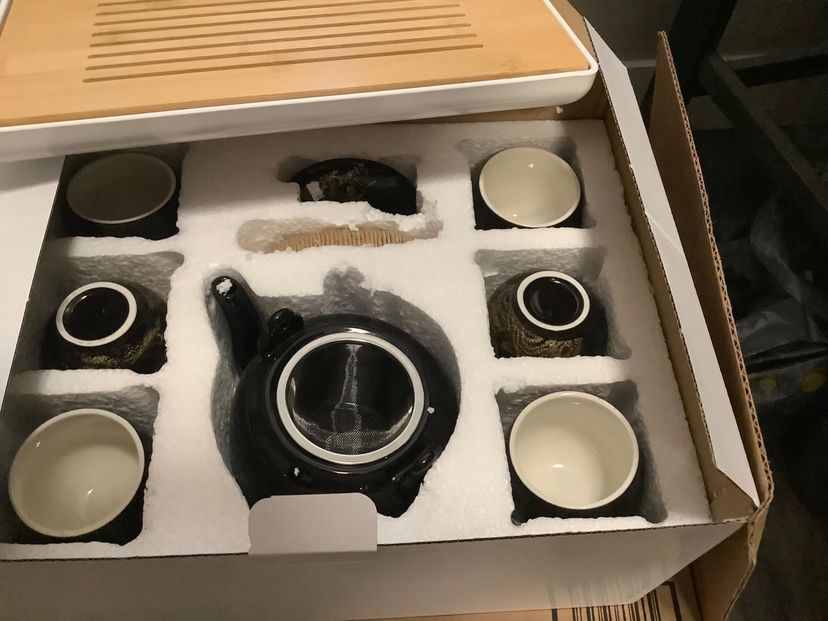 Dujust Japanese Tea Set, White Porcelain Chinese Tea Set (Plum in Golden), 1 Teapot Set, 6 Tea Cups, 1 Tea Tray, 1 Stainless Infuser, Cute Asian Tea Sets for Adults/Tea Lover/Women/Men customer photo 1