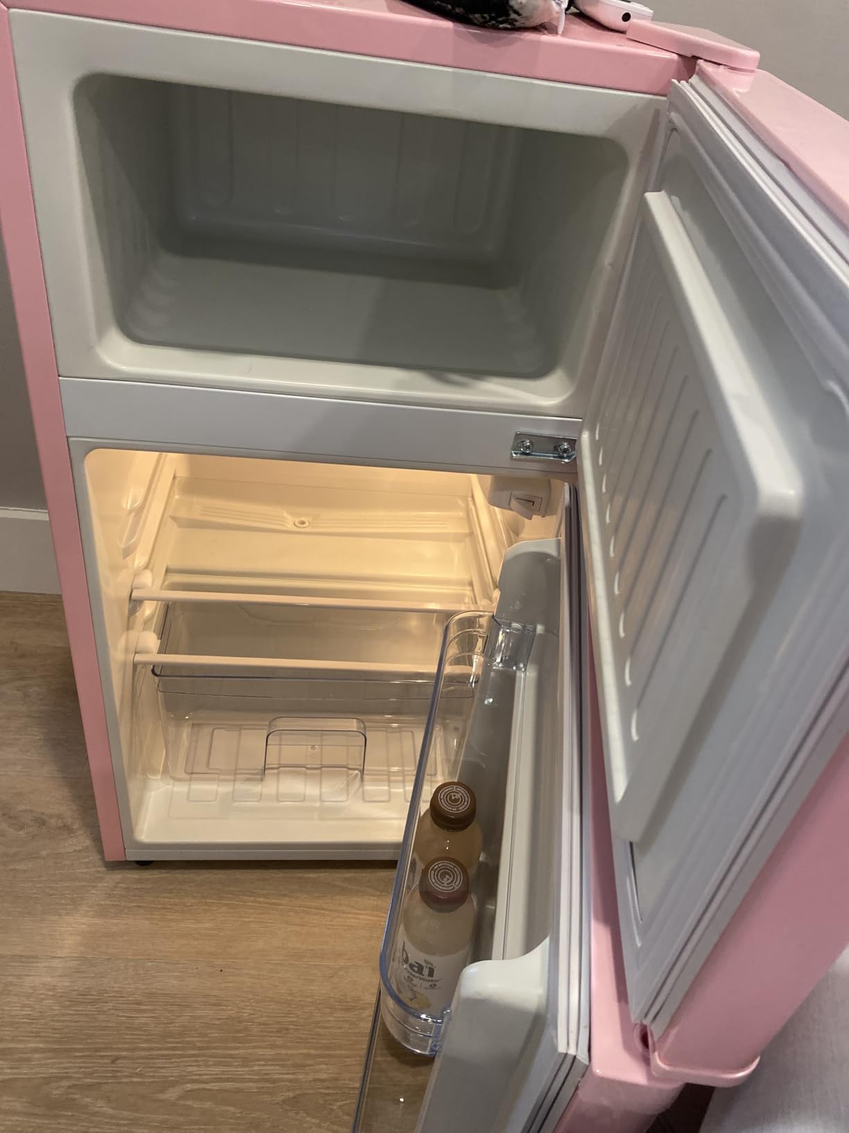 HAILANG Mini Fridge With Freezer,3.2 Cu.Ft Compact Refrigerator,Mini Refrigerator With 2 Doors For Bedroom,Office,Kitchen,Apartment,Dorm(sliver) customer photo 2