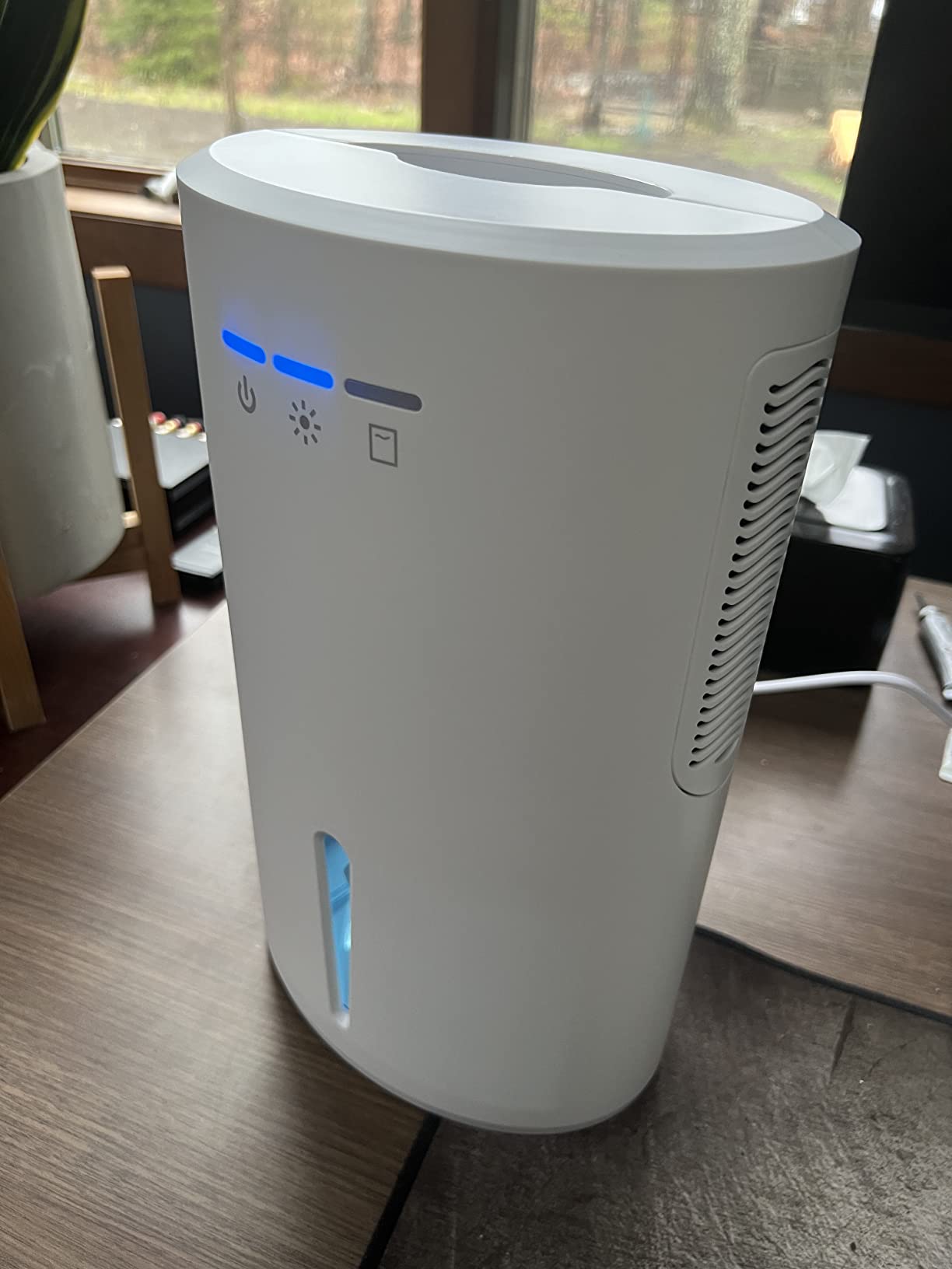 Dehumidifier 68oz(2000ml) Small Dehumidifier with Drain Hose for Up to 650 sq.ft Ultra Quiet Mini Portable Air for Home Basements Bathroom Bedroom Closet Kitchen RV customer photo 1