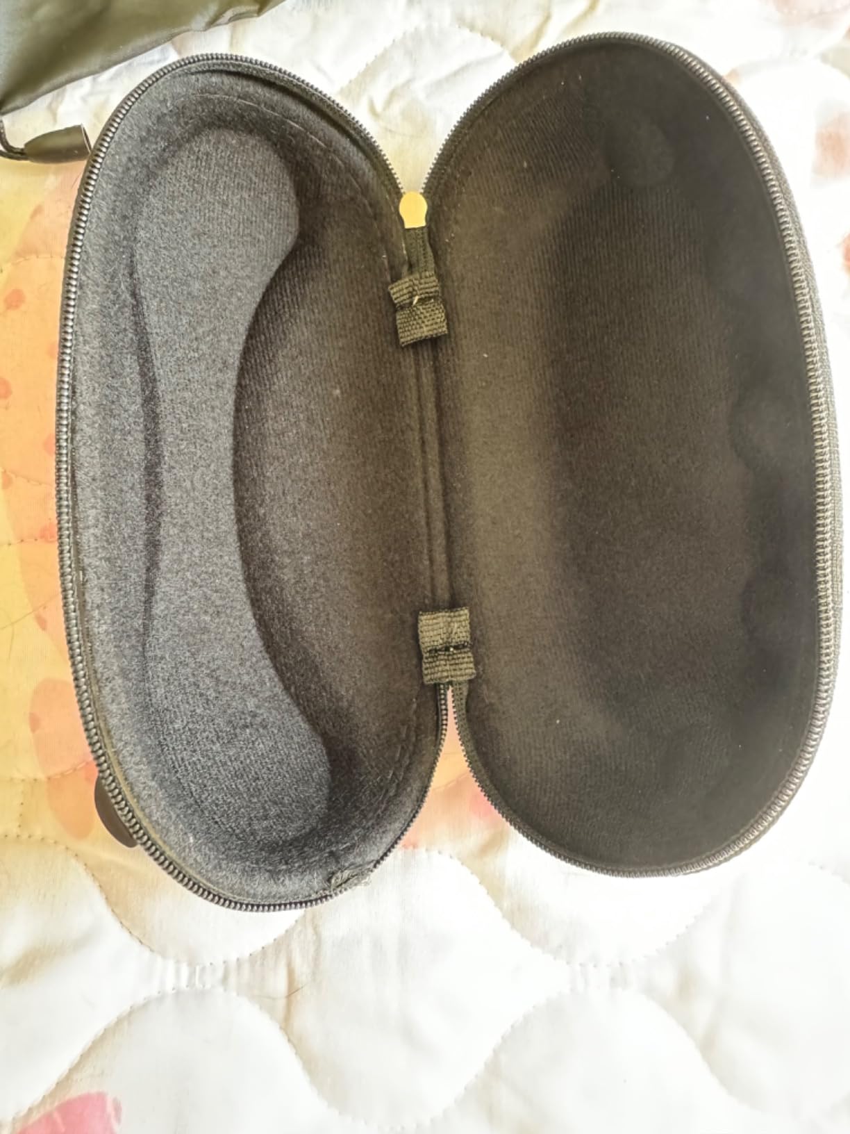 Semi Hard Shell Sunglasses Case, Unisex Protective Eyeglass Case Glasses Case Holder with Metal Hanging Hook customer photo 1